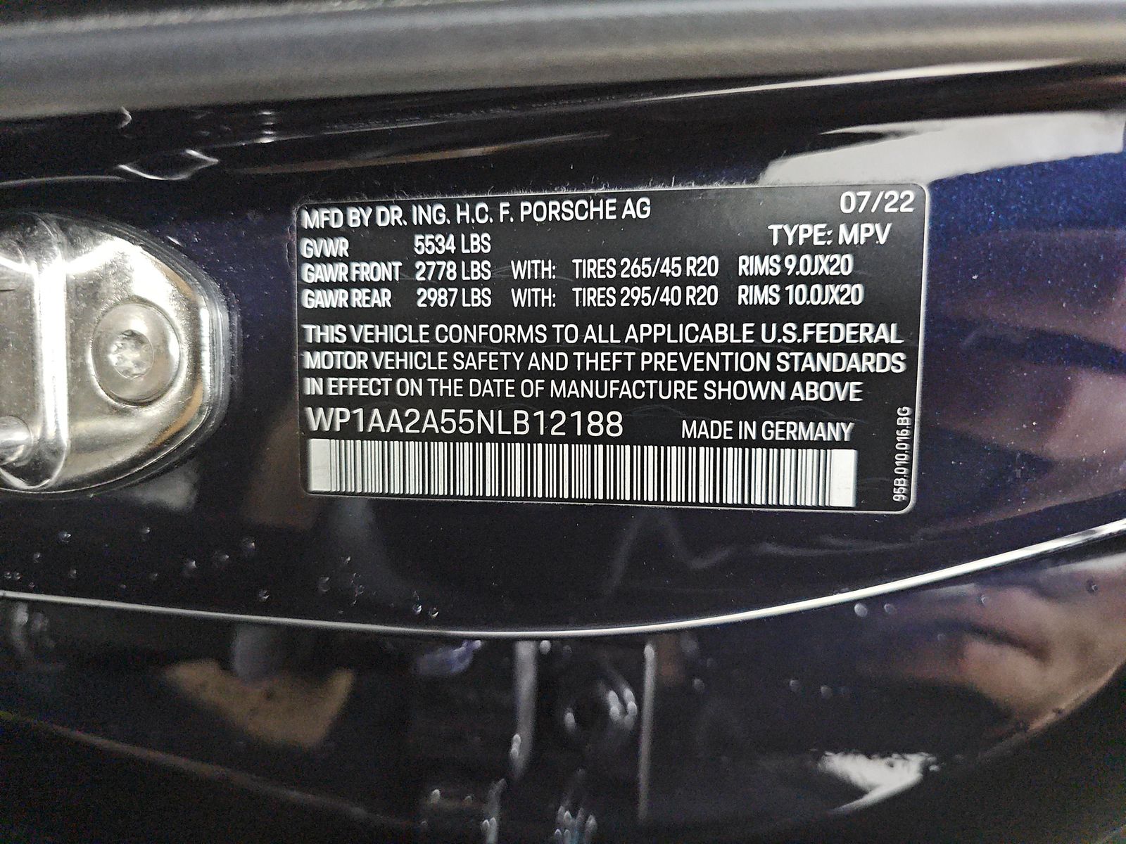 2022 Porsche Macan Base AWD