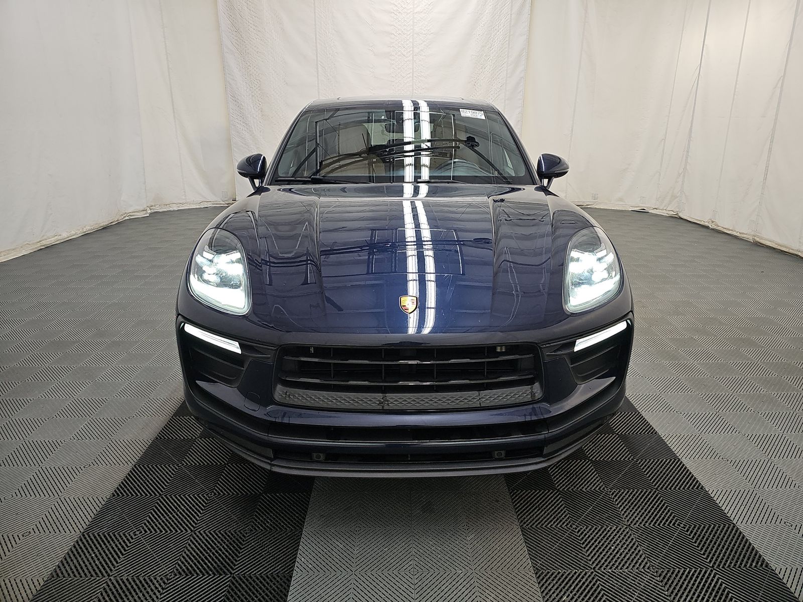 2022 Porsche Macan Base AWD