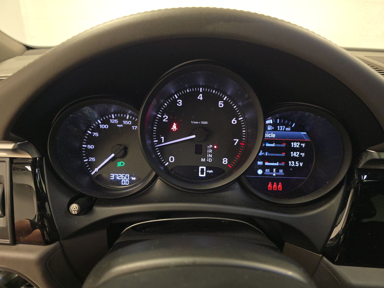 2022 Porsche Macan Base AWD