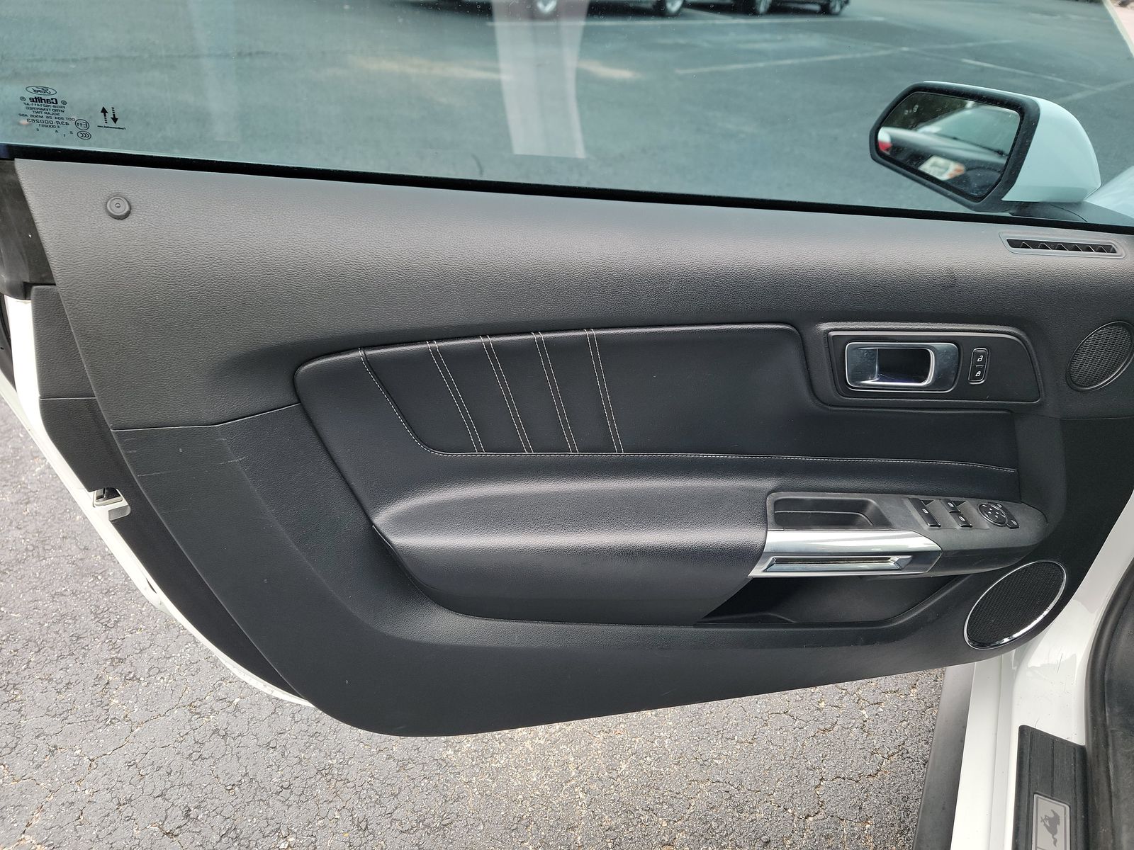 2023 Ford Mustang EcoBoost Premium RWD