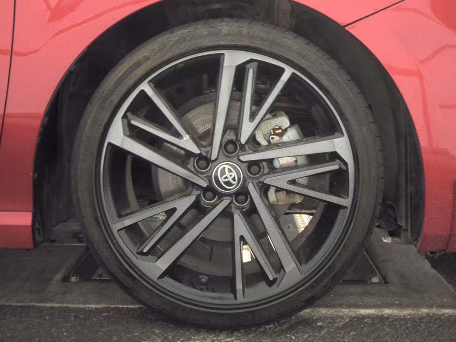 2025 Toyota Camry XSE FWD