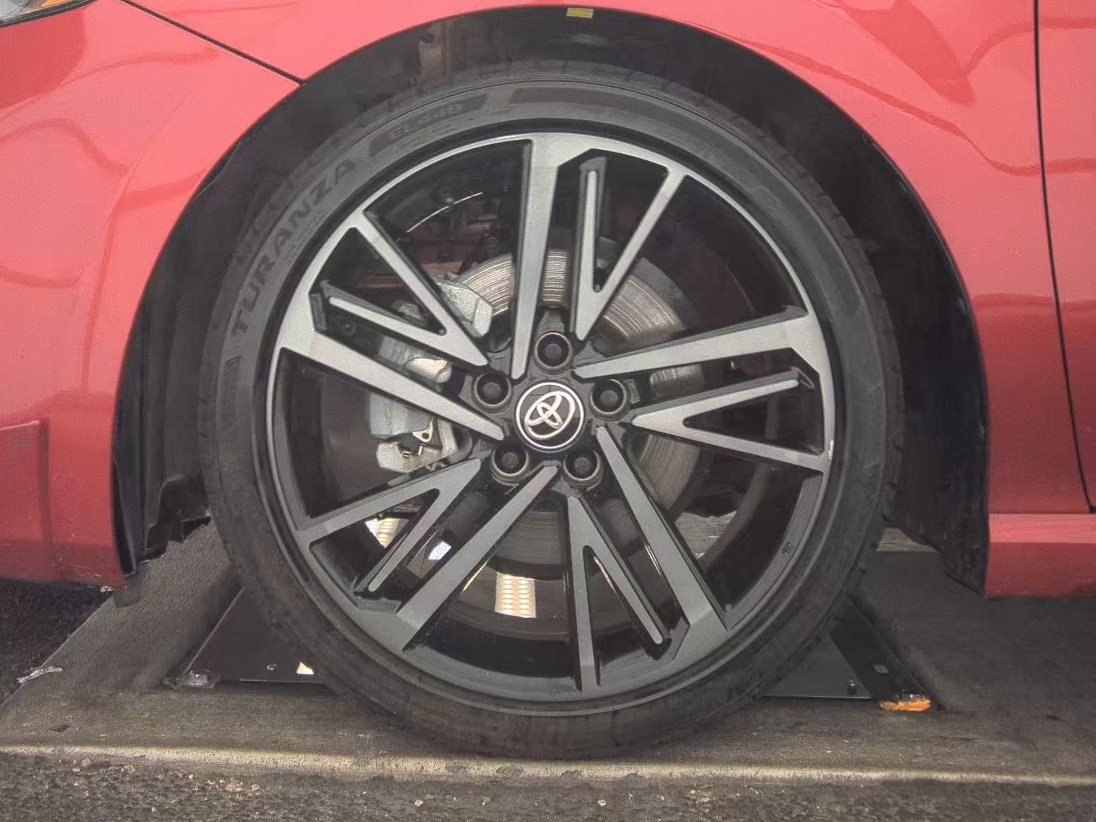 2025 Toyota Camry XSE FWD