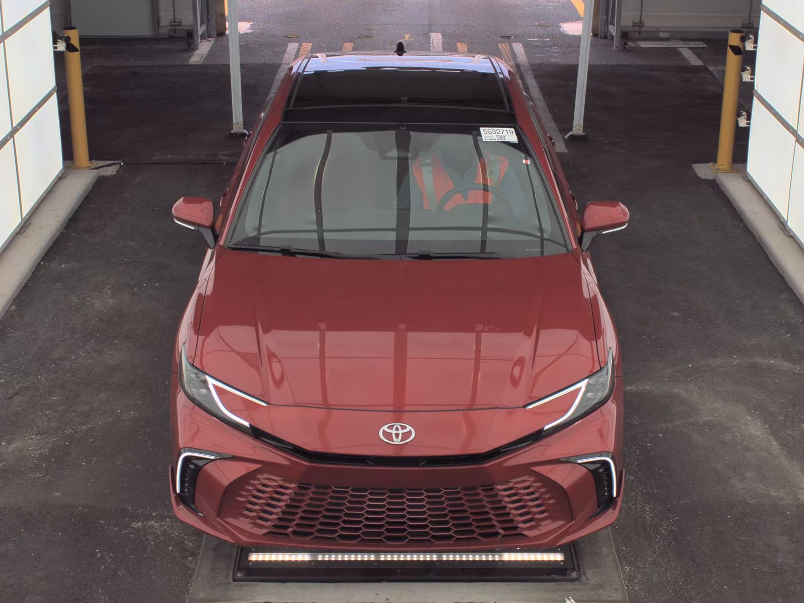 2025 Toyota Camry XSE FWD