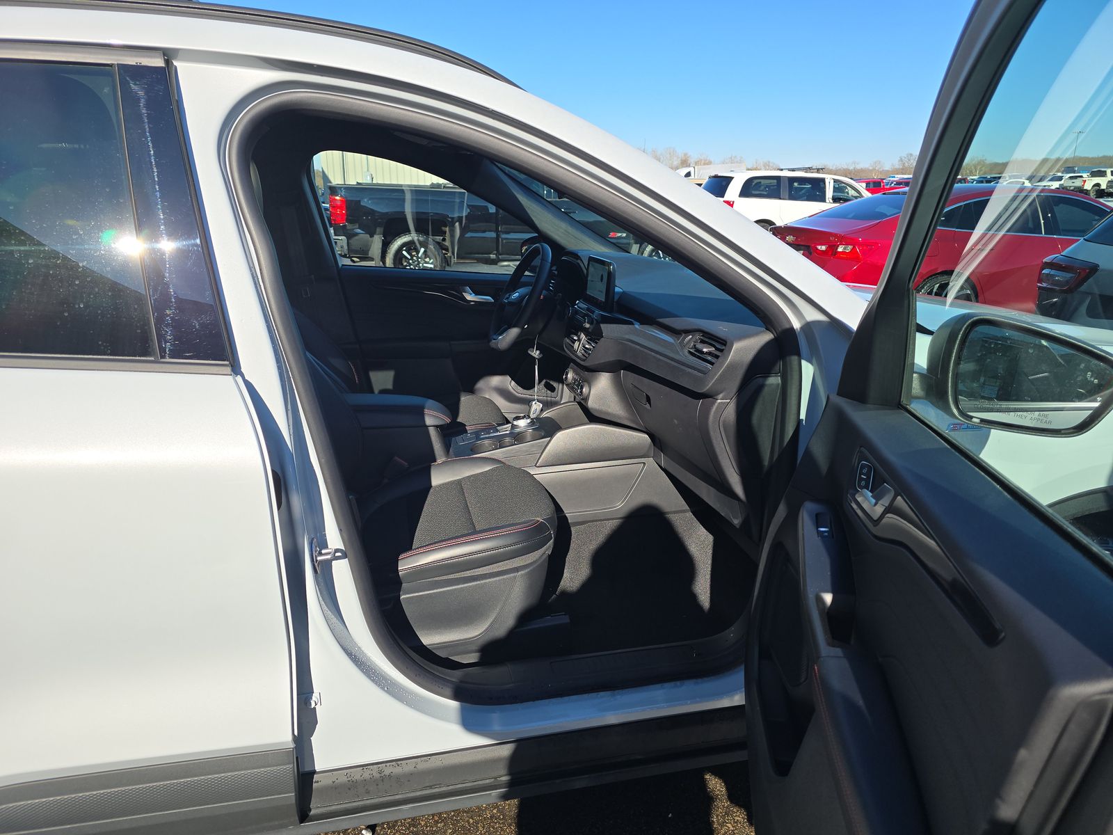 2025 Ford Escape Hybrid ST-Line FWD