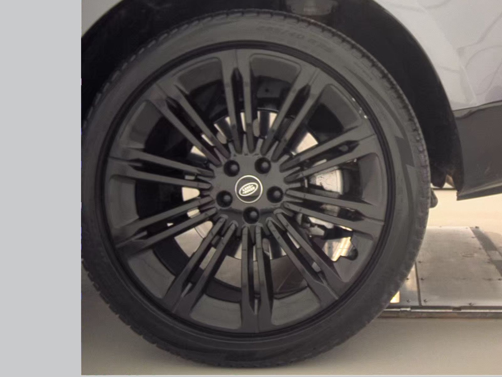 2024 Land Rover Range Rover SE AWD