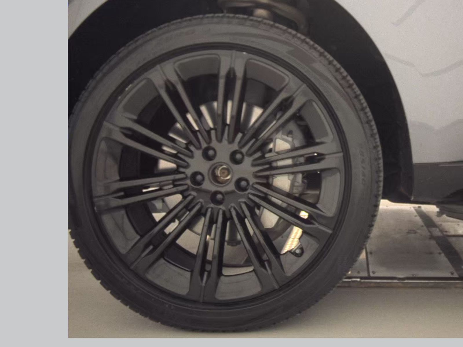 2024 Land Rover Range Rover SE AWD