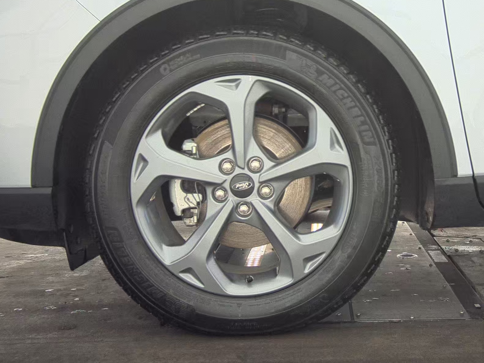 2025 Ford Escape Hybrid ST-Line FWD