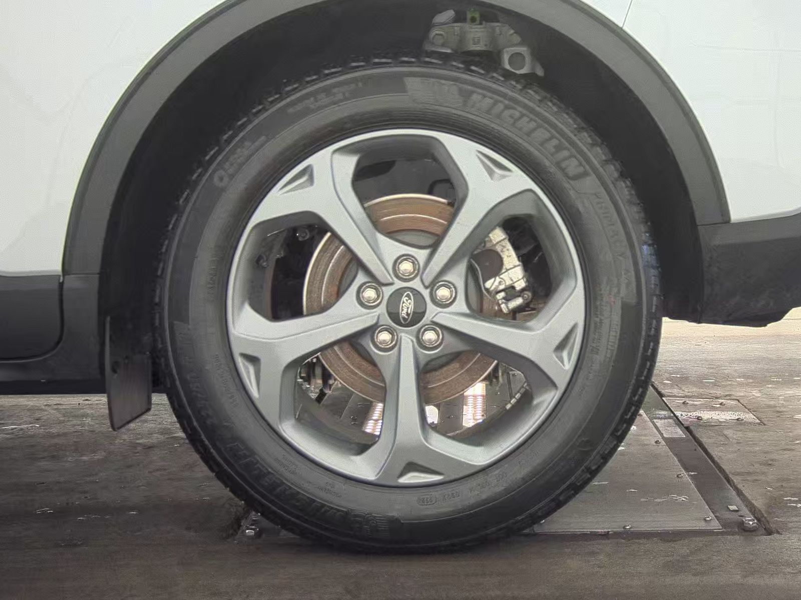 2025 Ford Escape Hybrid ST-Line FWD