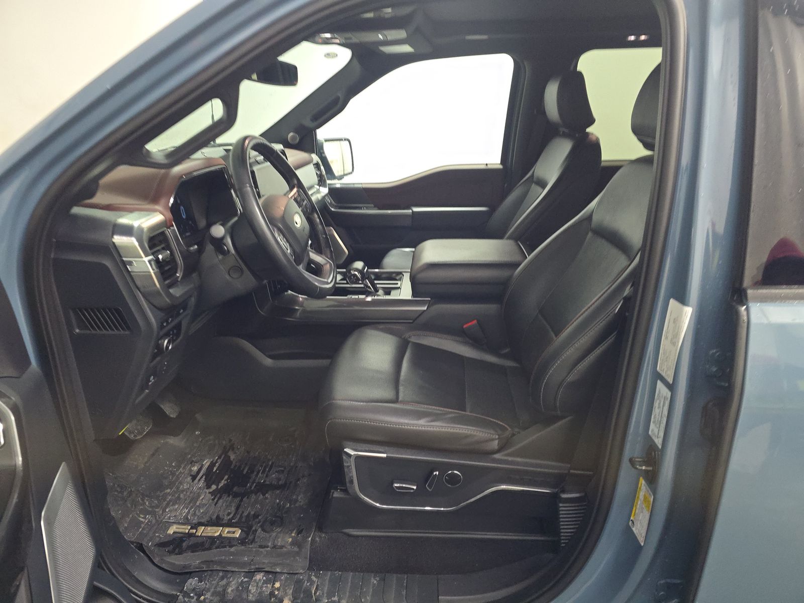 2023 Ford F-150 Lariat AWD