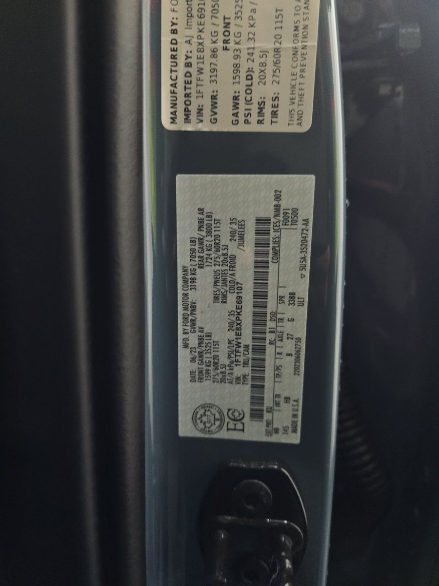 2023 Ford F-150 Lariat AWD