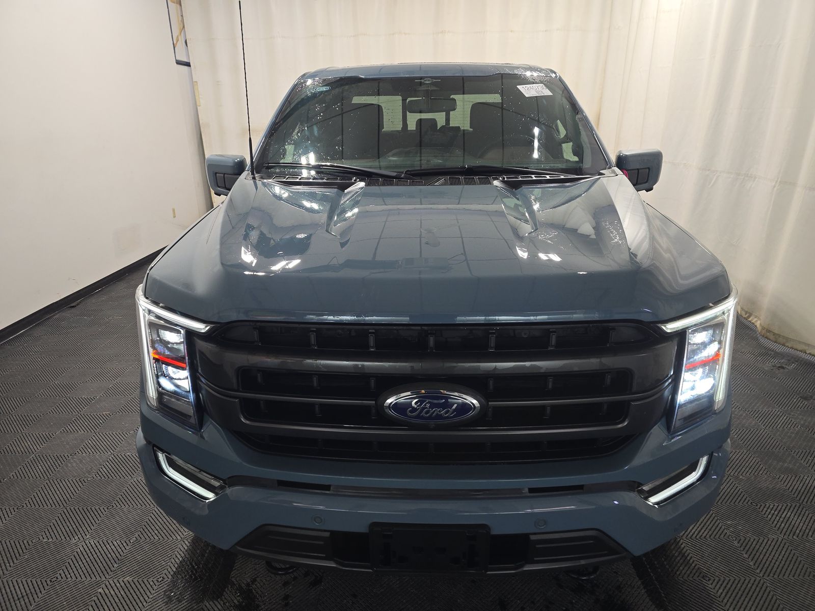 2023 Ford F-150 Lariat AWD