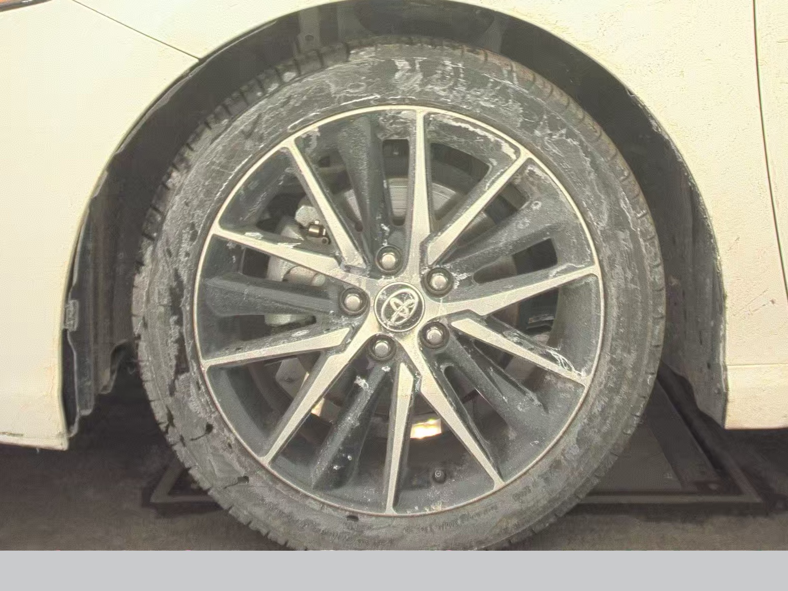 2024 Toyota Camry SE FWD