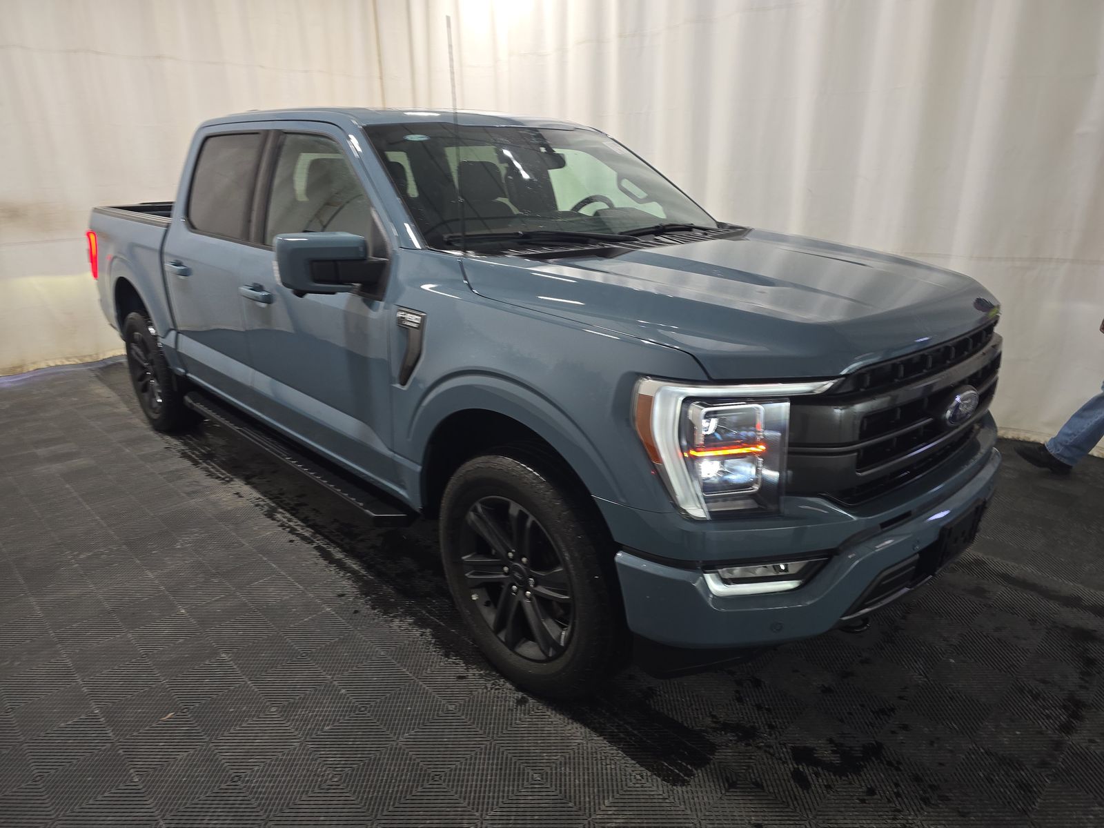 2023 Ford F-150 Lariat AWD