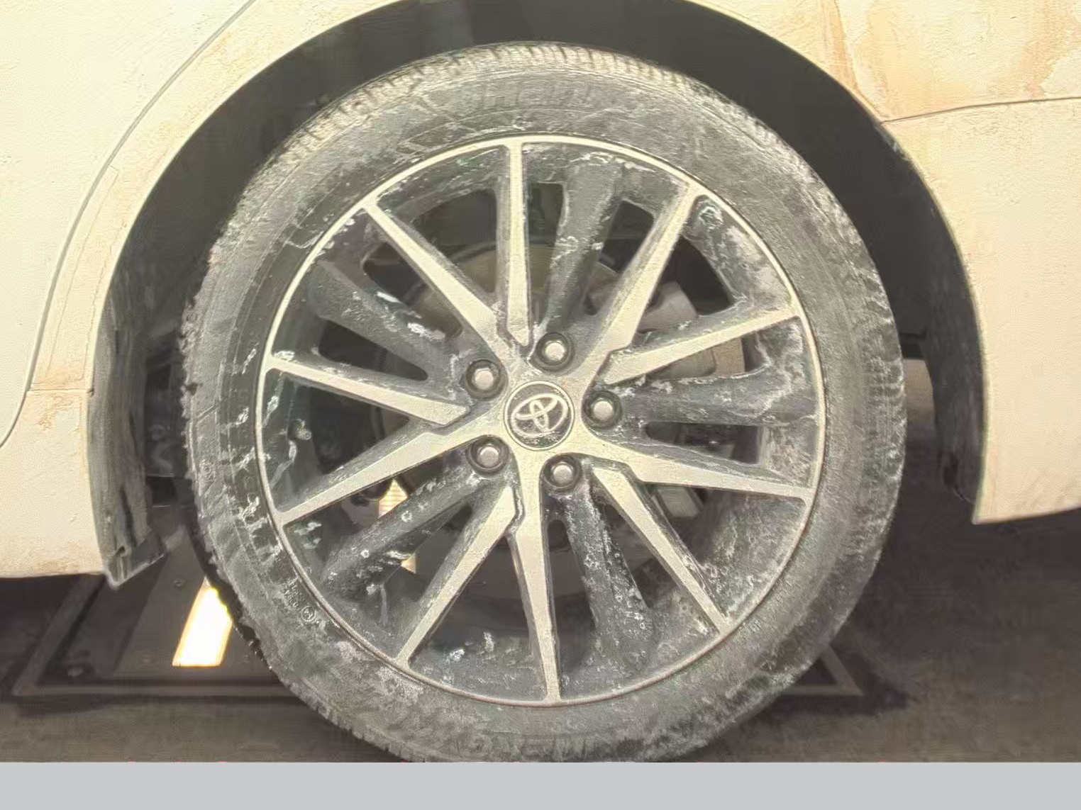 2024 Toyota Camry SE FWD