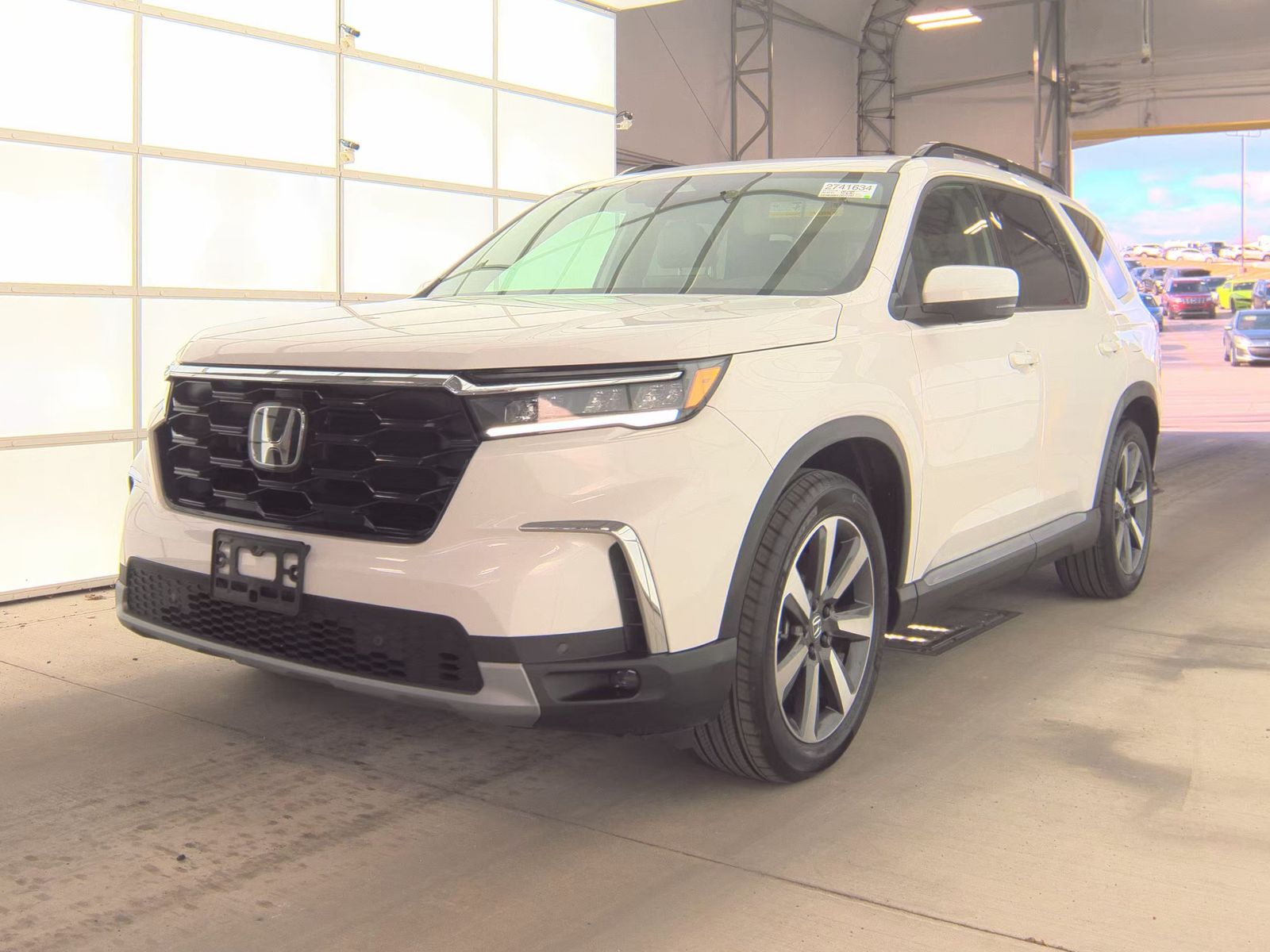 2025 Honda Pilot Touring FWD