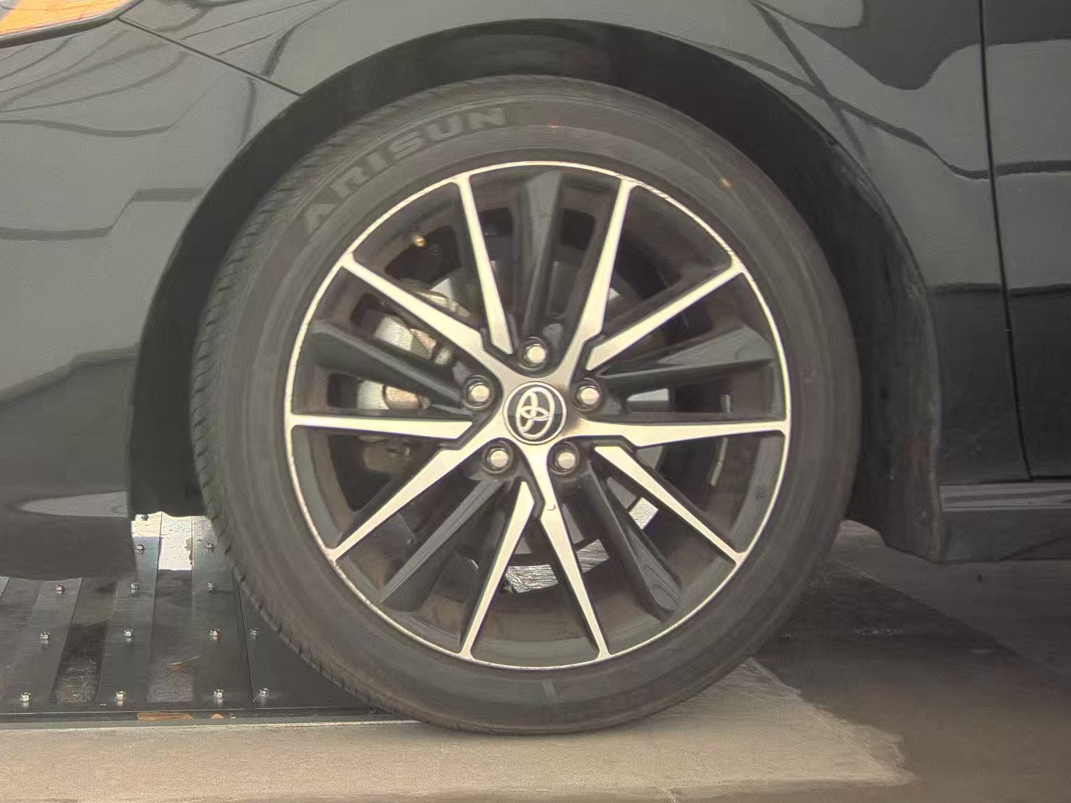 2024 Toyota Camry SE FWD