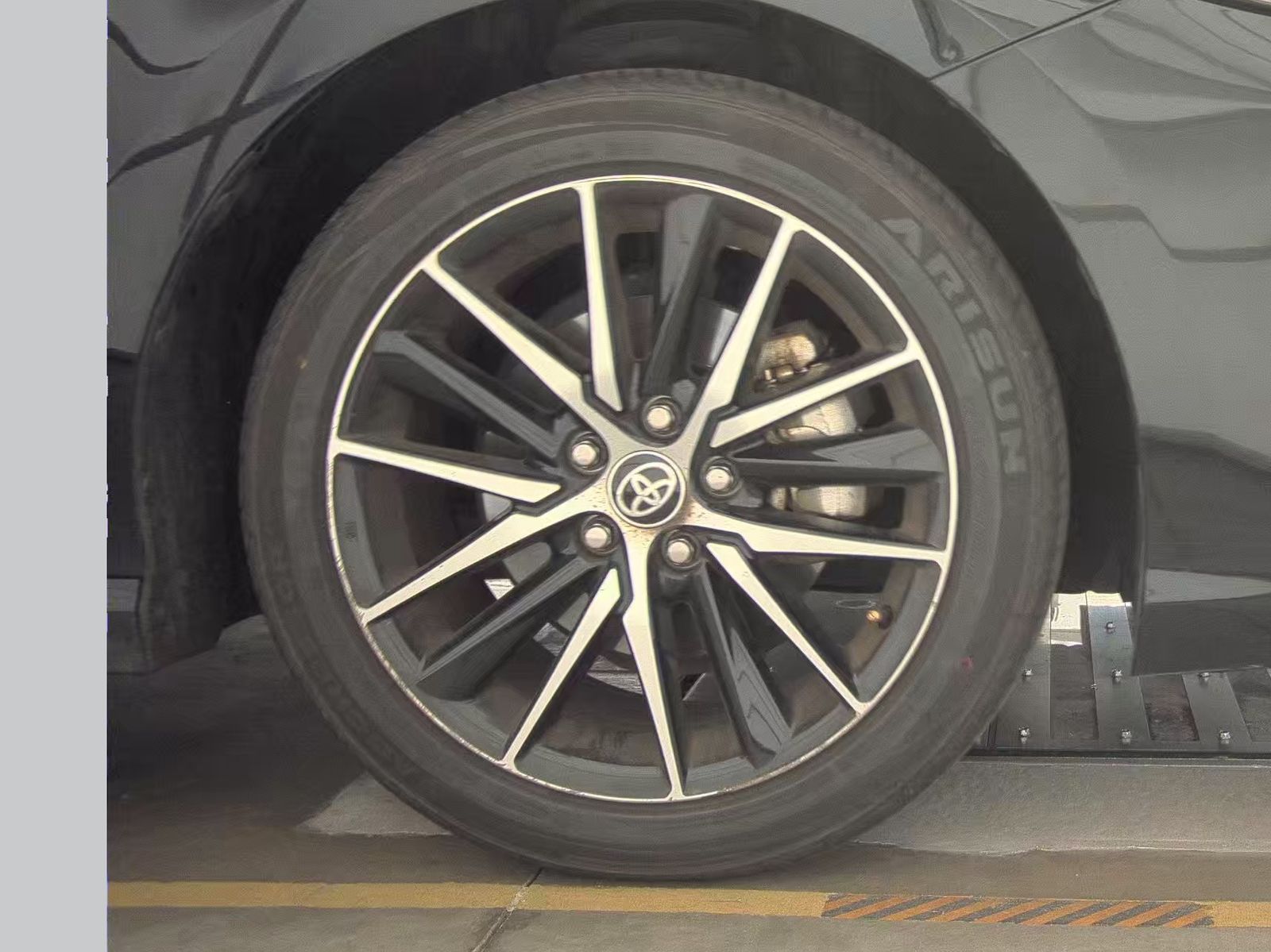 2024 Toyota Camry SE FWD