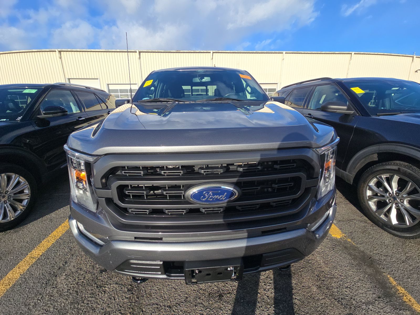 2022 Ford F-150 XLT AWD