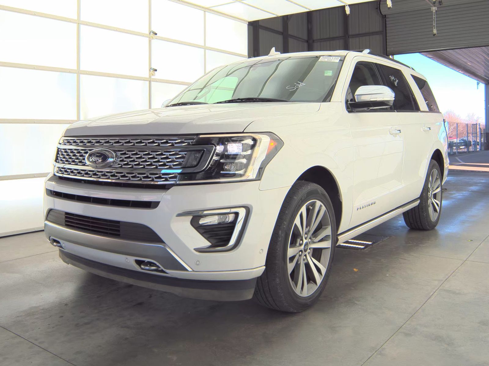 2020 Ford Expedition Platinum's photo