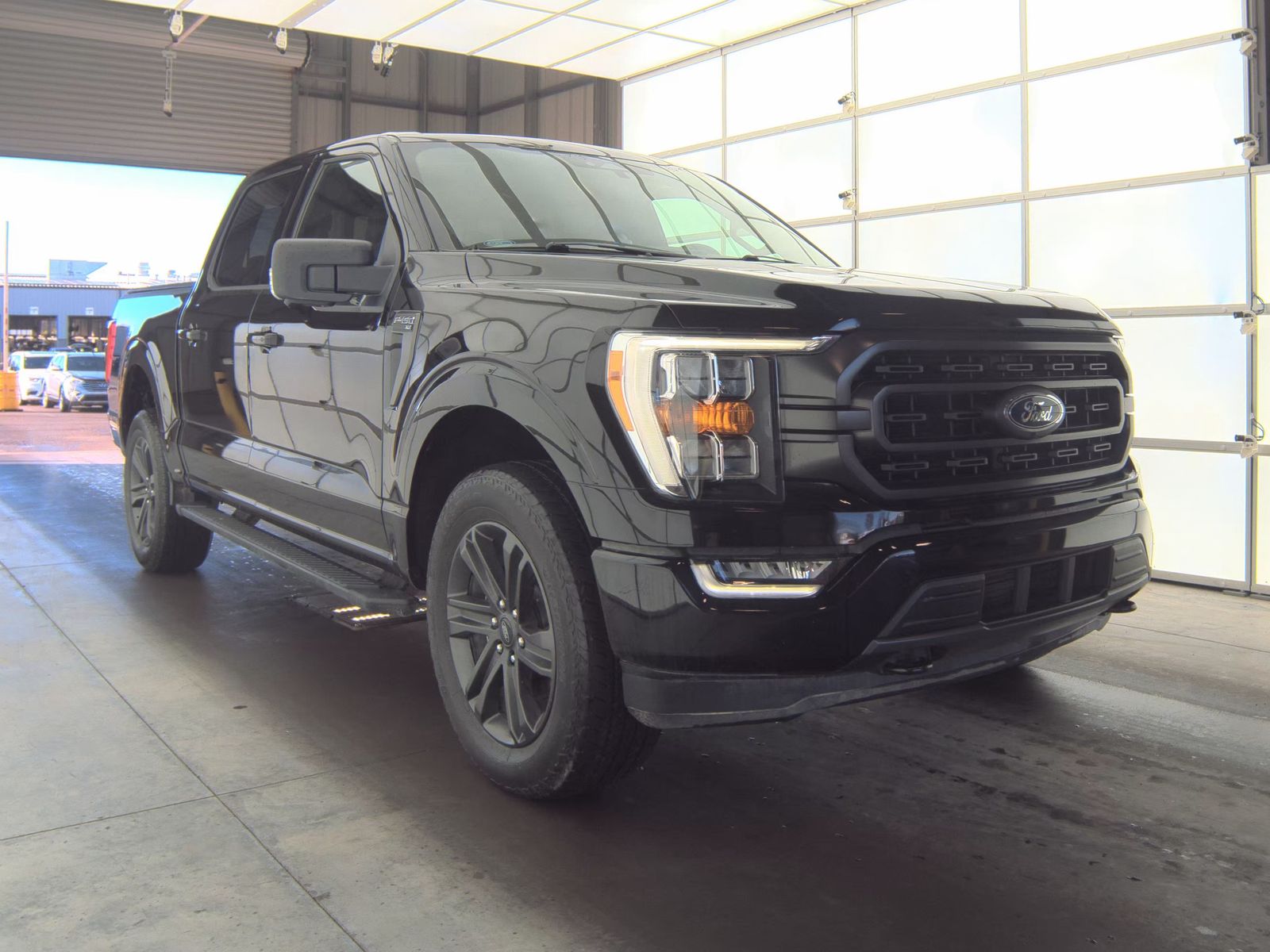 2023 Ford F-150 XLT AWD