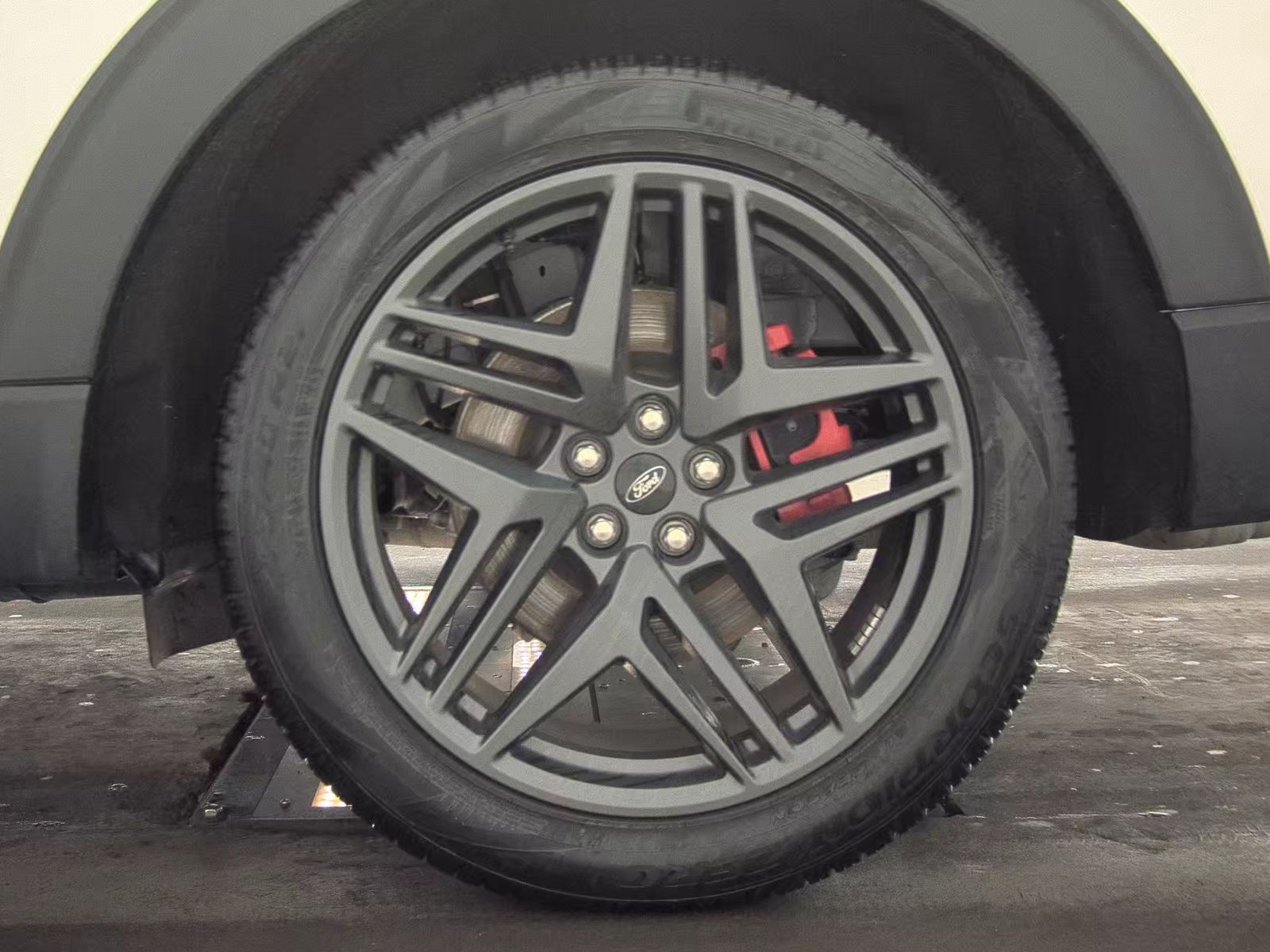 2025 Ford Explorer ST AWD