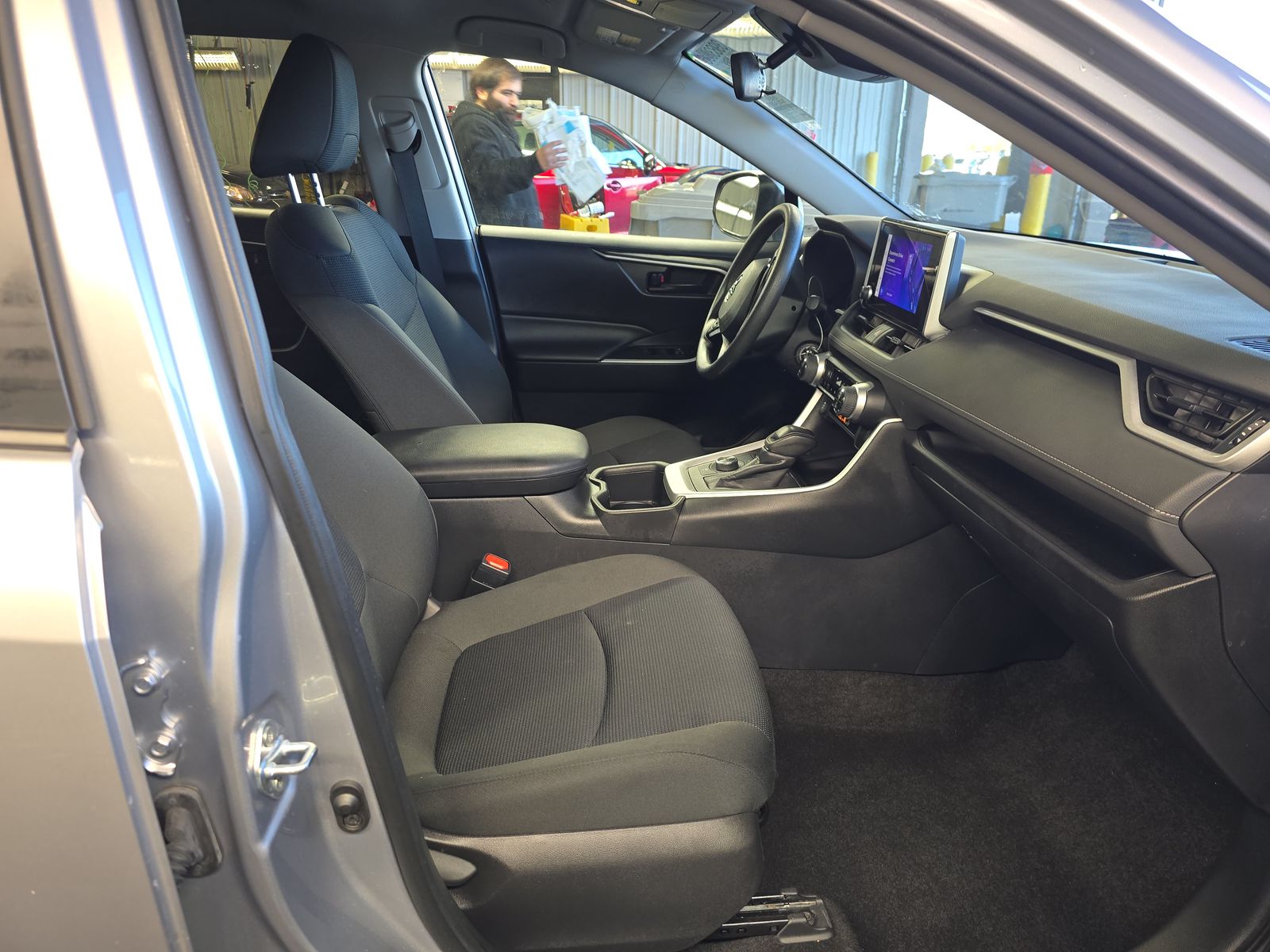 2024 Toyota RAV4 Hybrid LE AWD