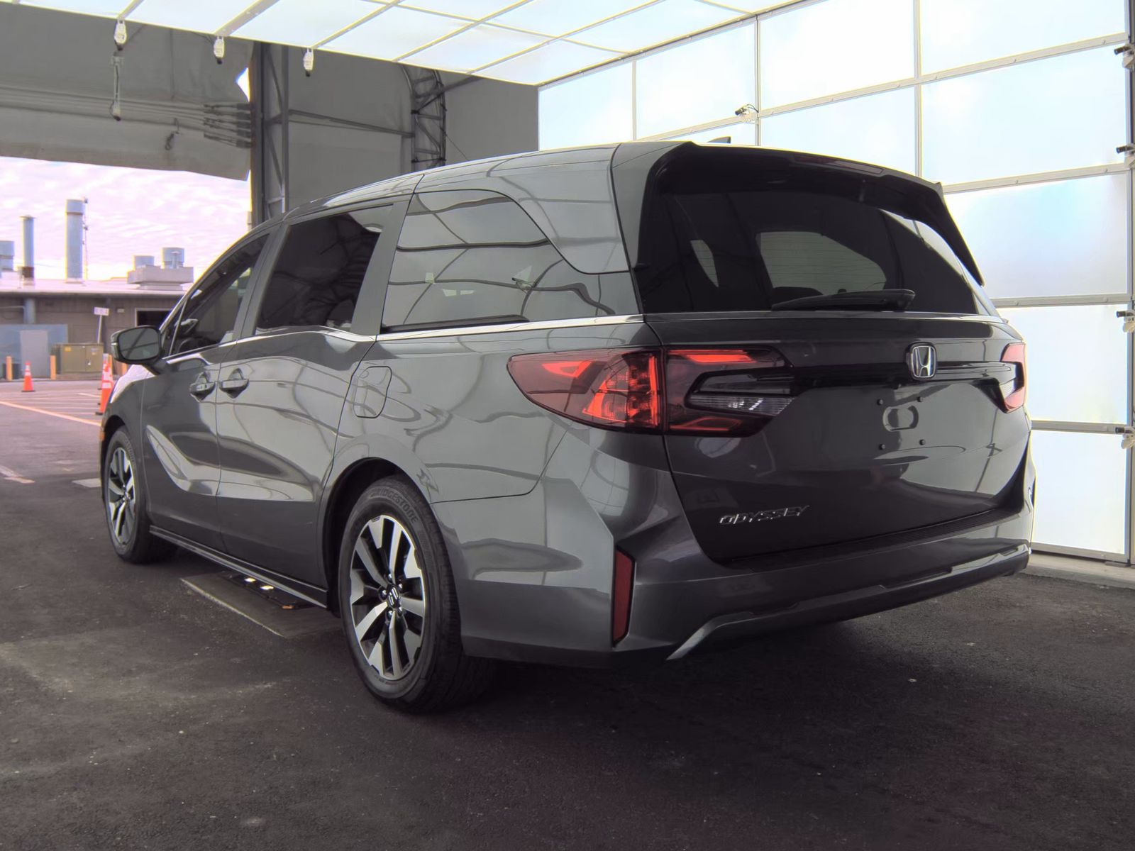 2025 Honda Odyssey EX-L FWD