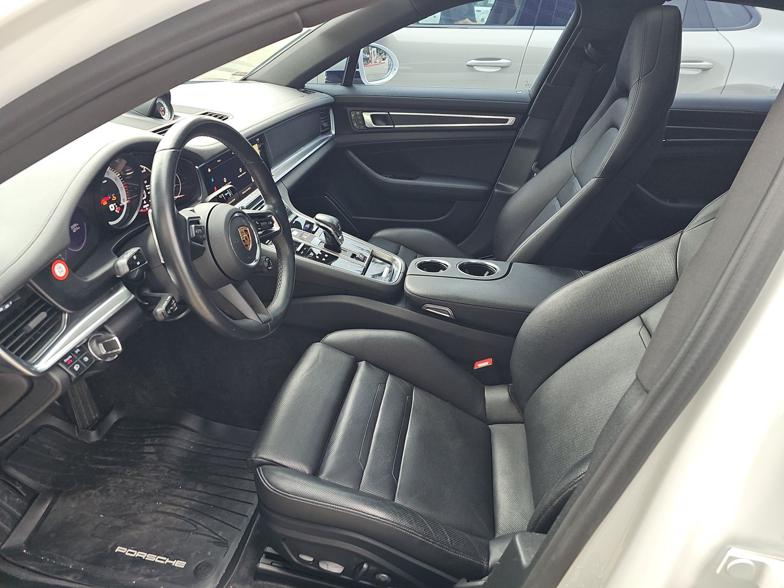 2023 Porsche Panamera Platinum Edition RWD