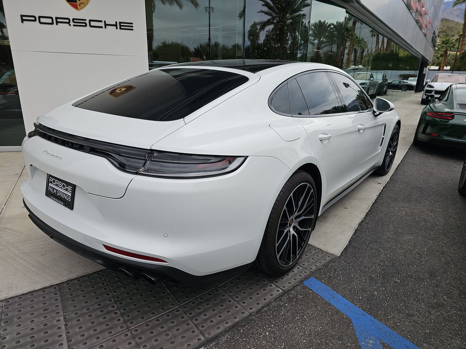 2023 Porsche Panamera Platinum Edition RWD