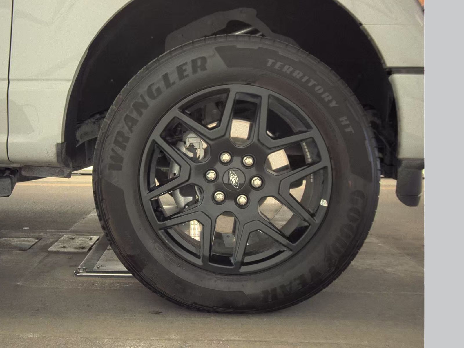 2024 Ford F-150 STX RWD