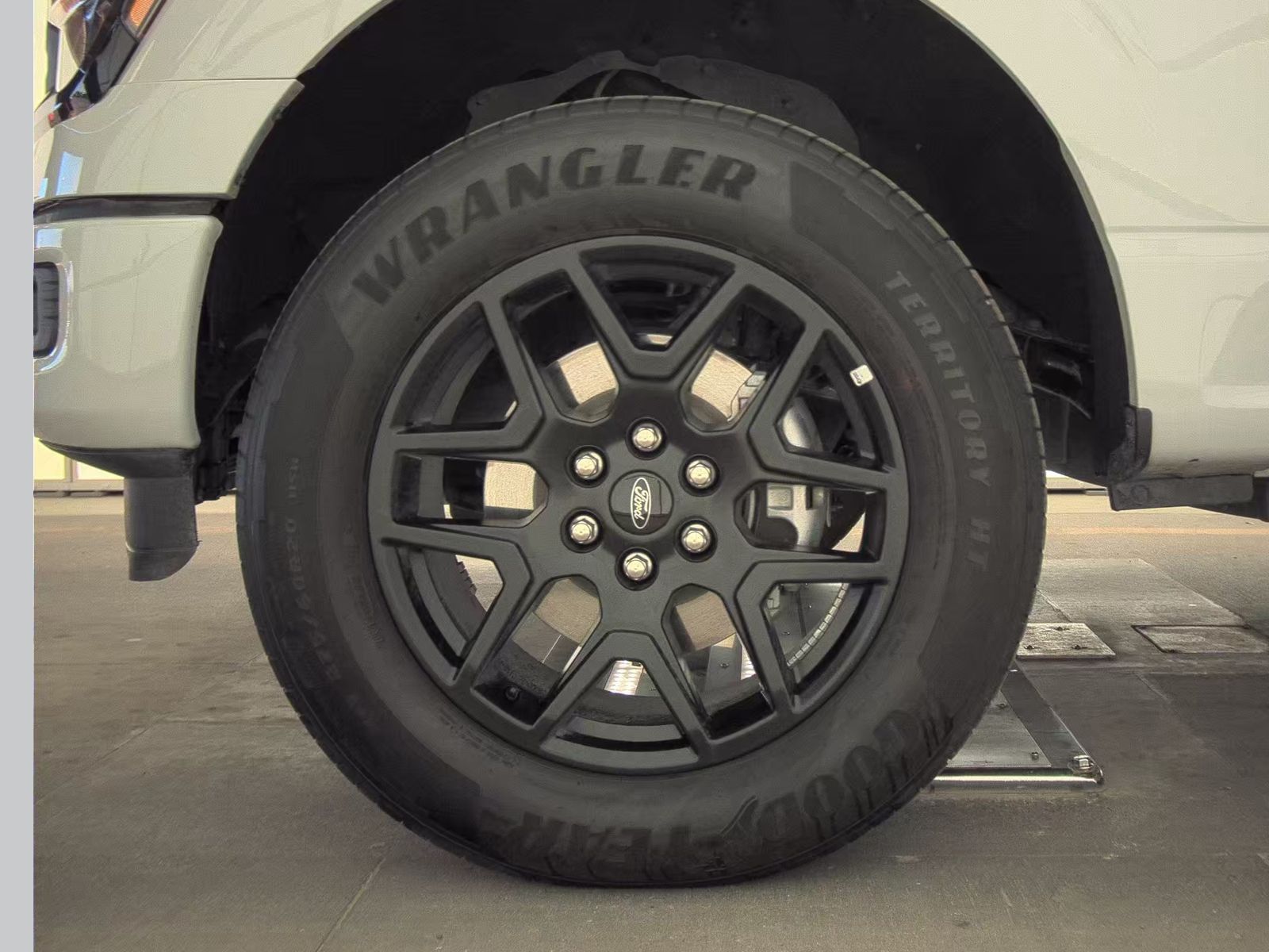 2024 Ford F-150 STX RWD