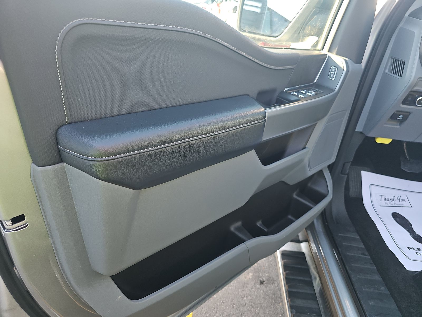 2024 Ford F-150 XLT AWD