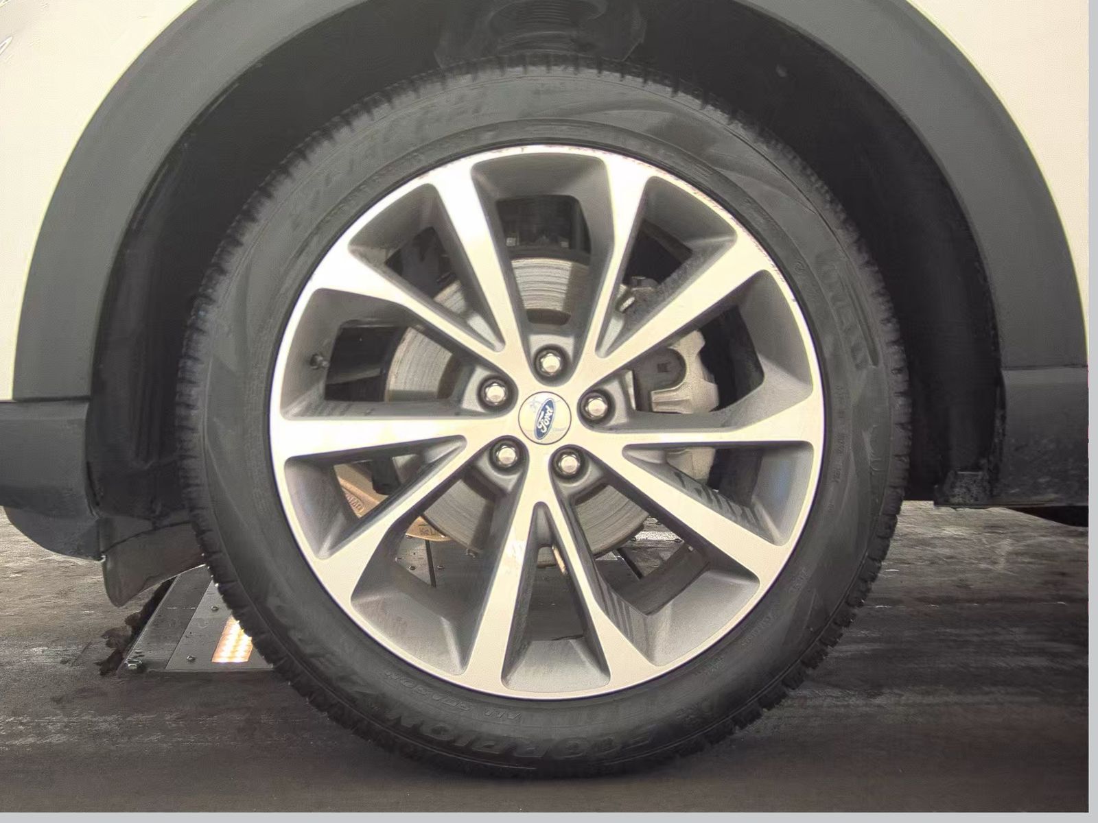 2025 Ford Explorer Platinum RWD