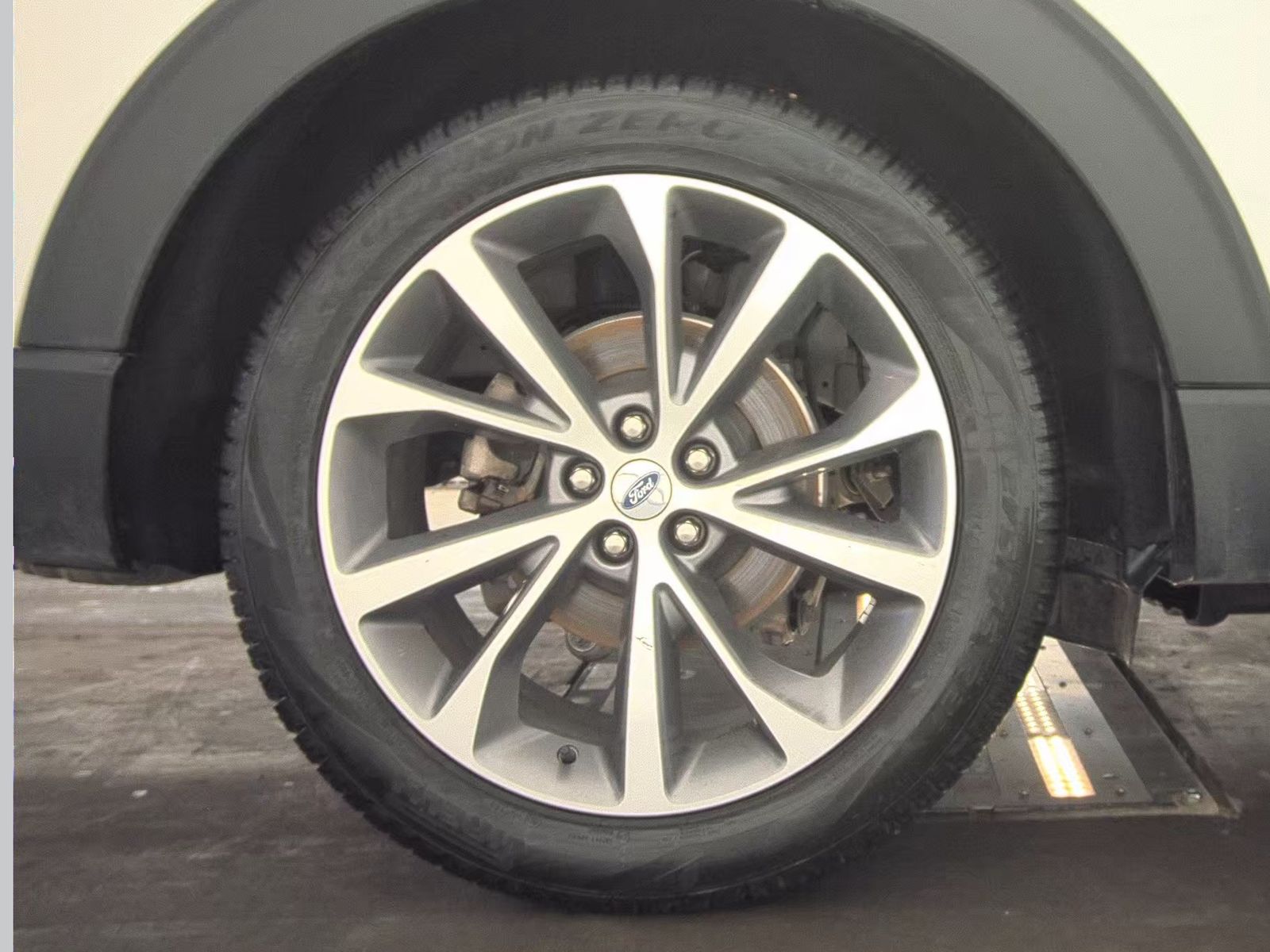 2025 Ford Explorer Platinum RWD