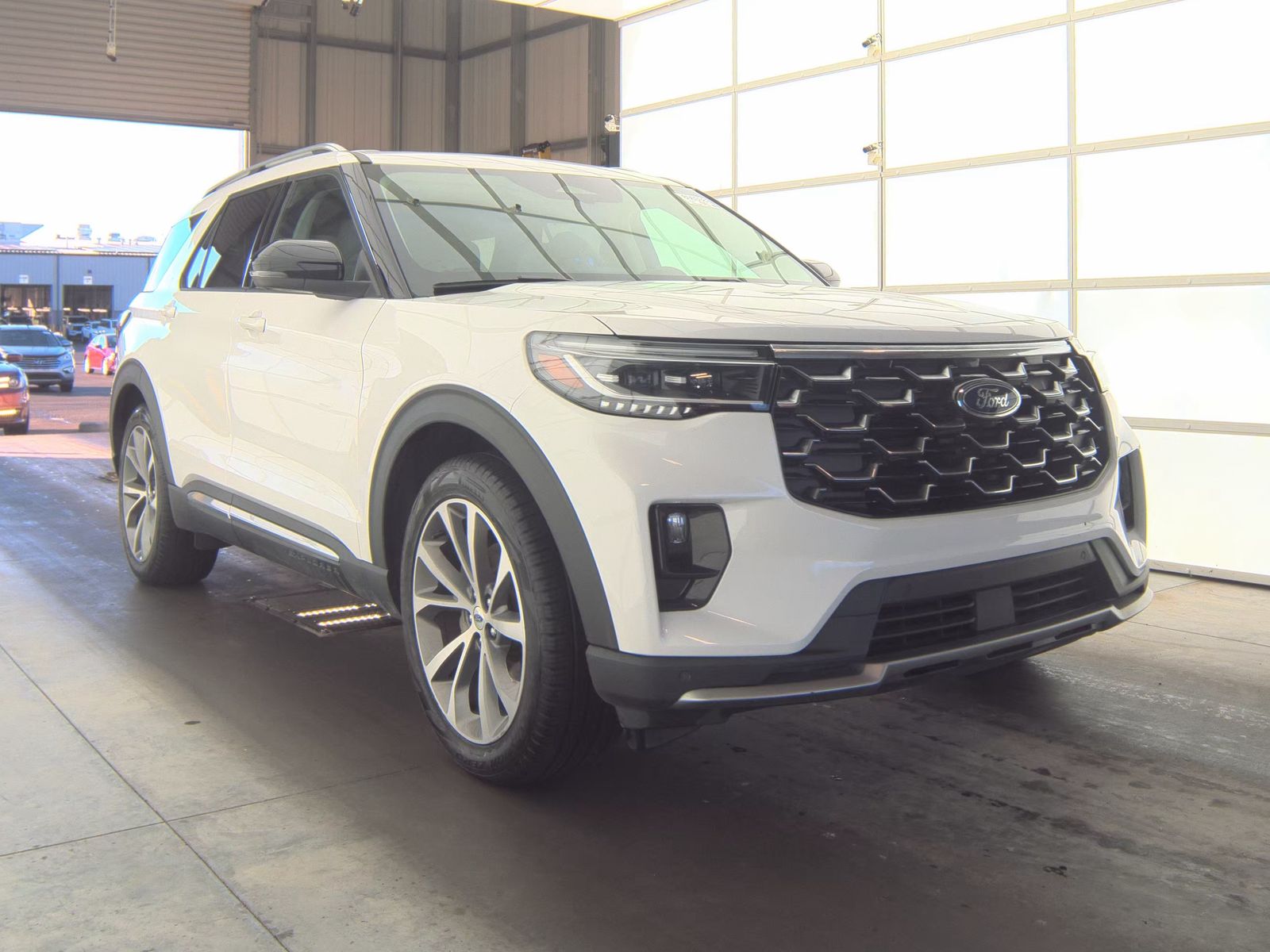 2025 Ford Explorer Platinum RWD