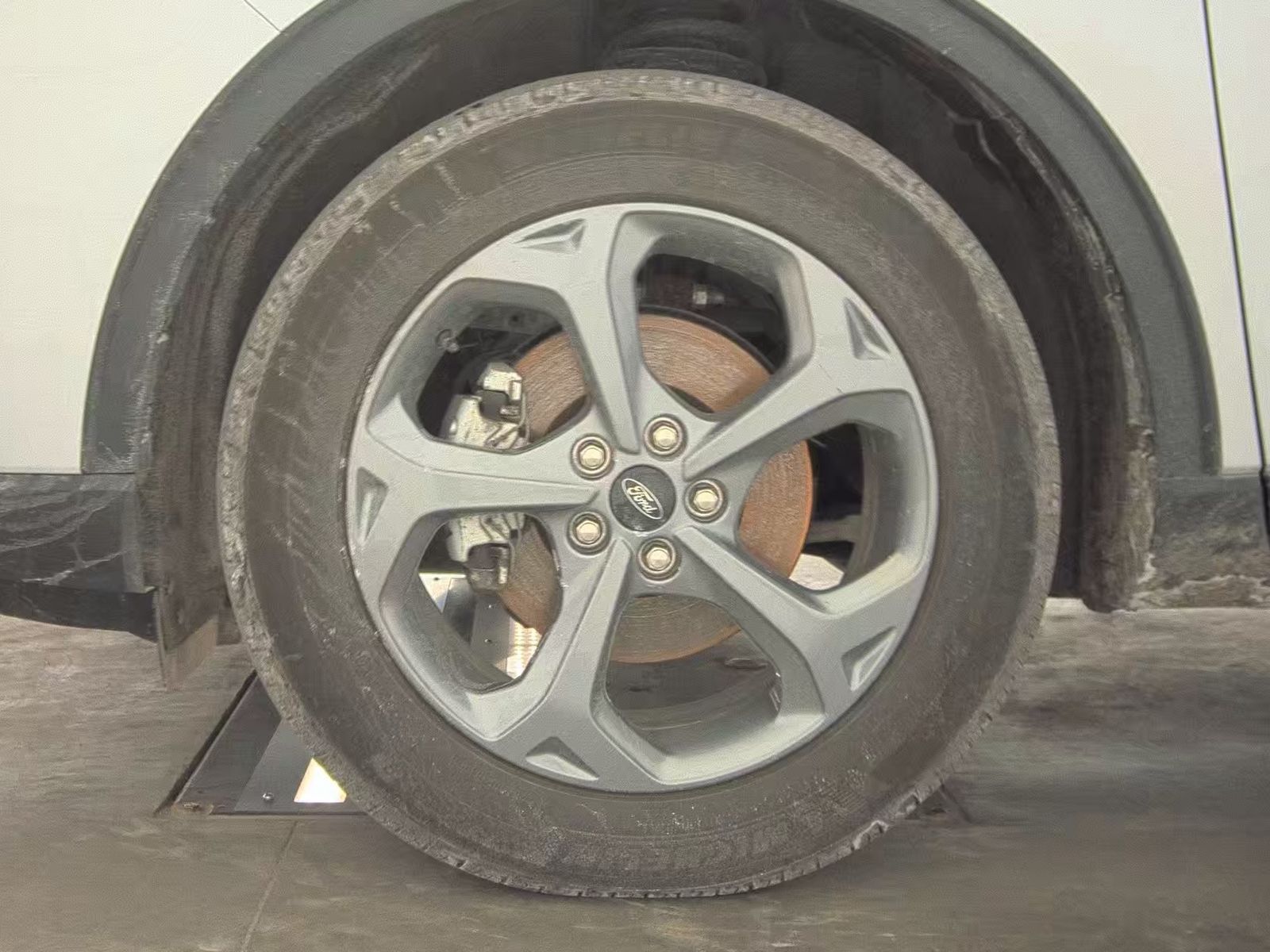 2025 Ford Escape Hybrid ST-Line Elite AWD