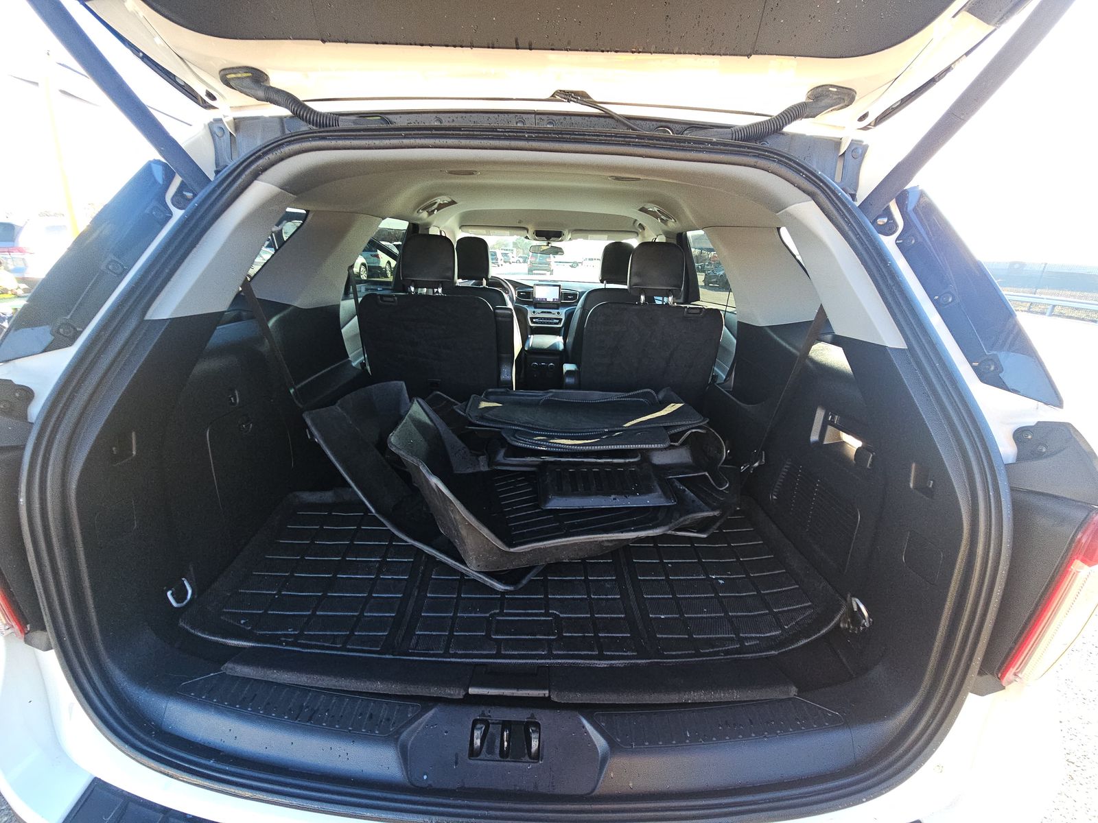 2024 Ford Explorer XLT AWD