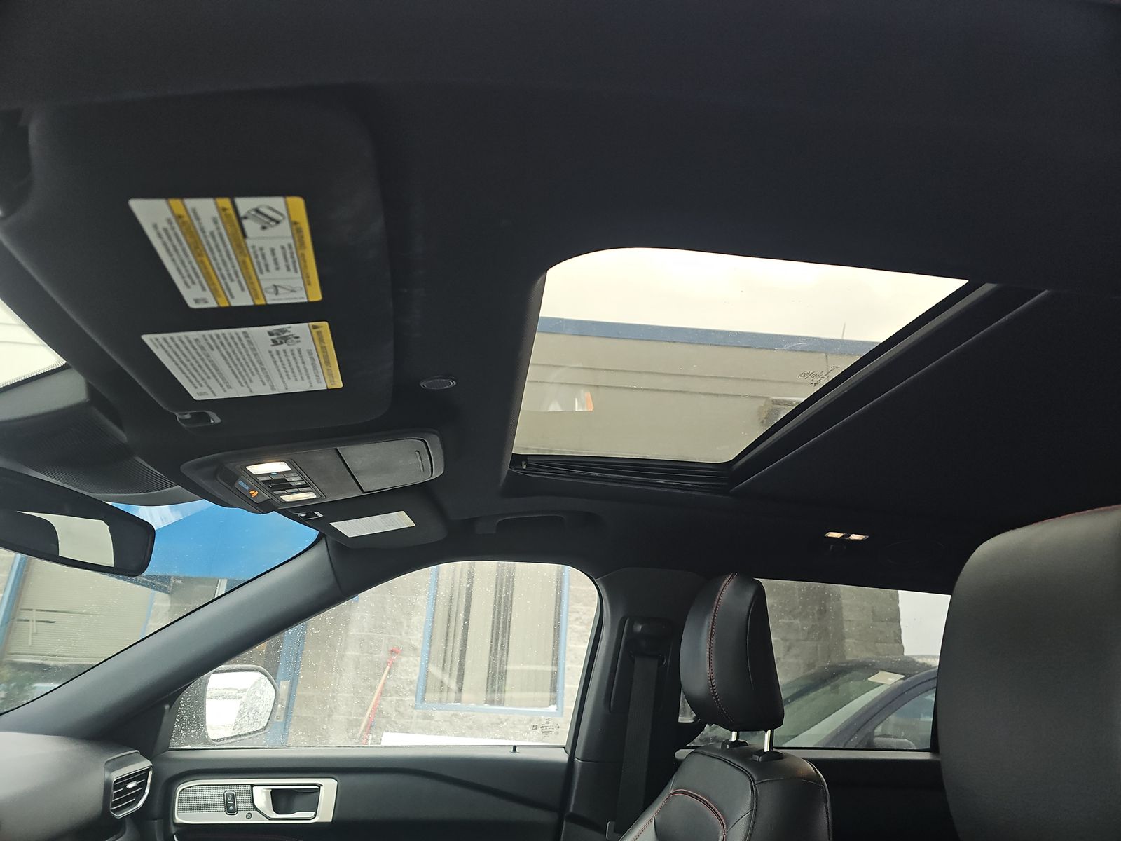 2022 Ford Explorer ST-Line AWD