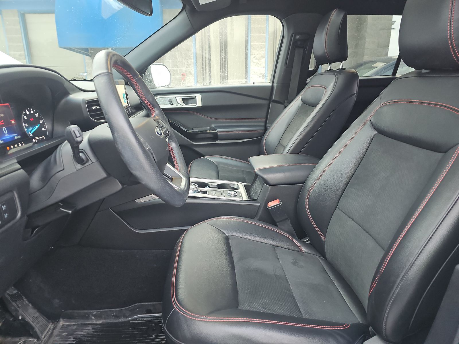 2022 Ford Explorer ST-Line AWD