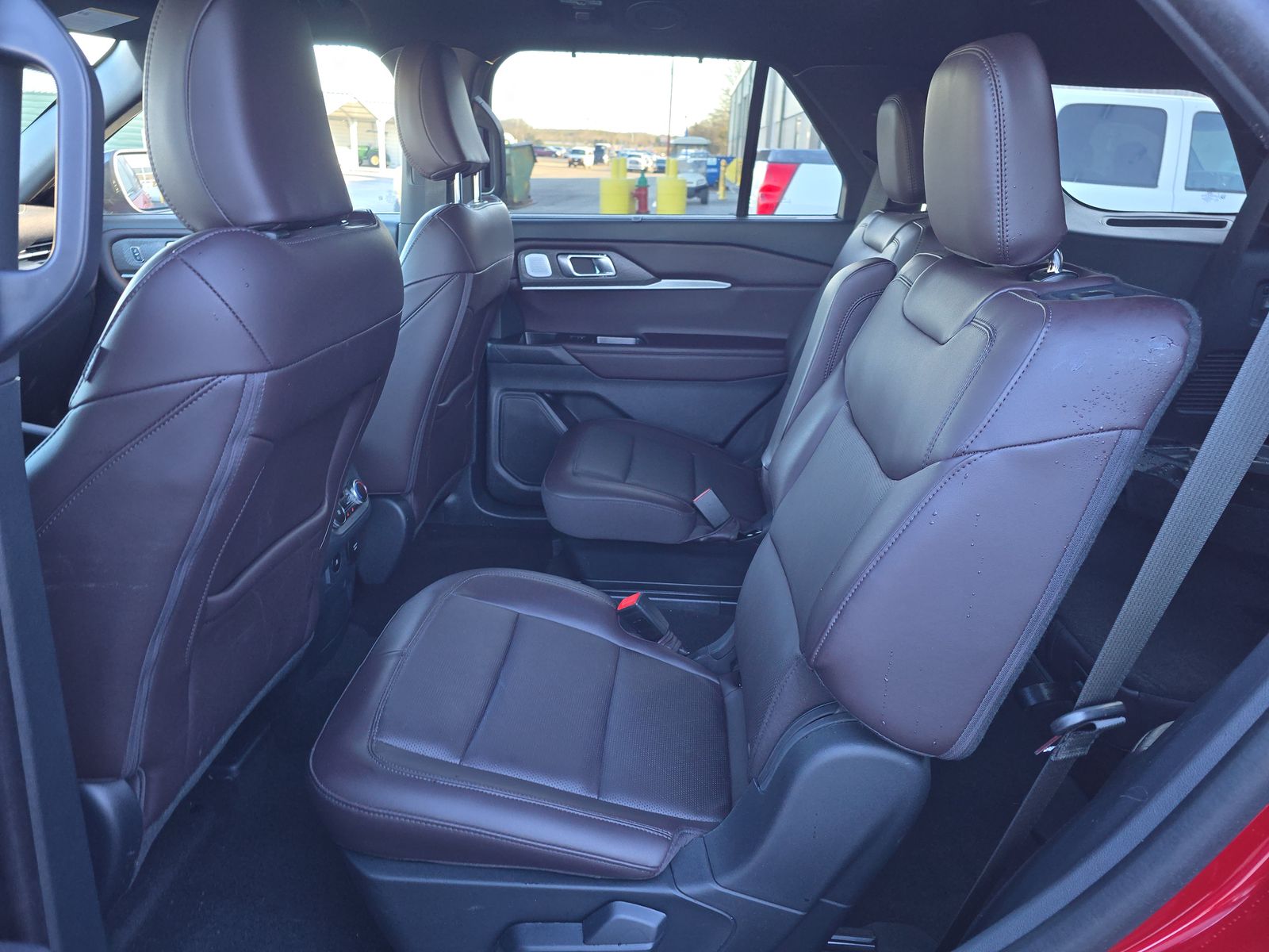 2025 Ford Explorer Platinum FWD