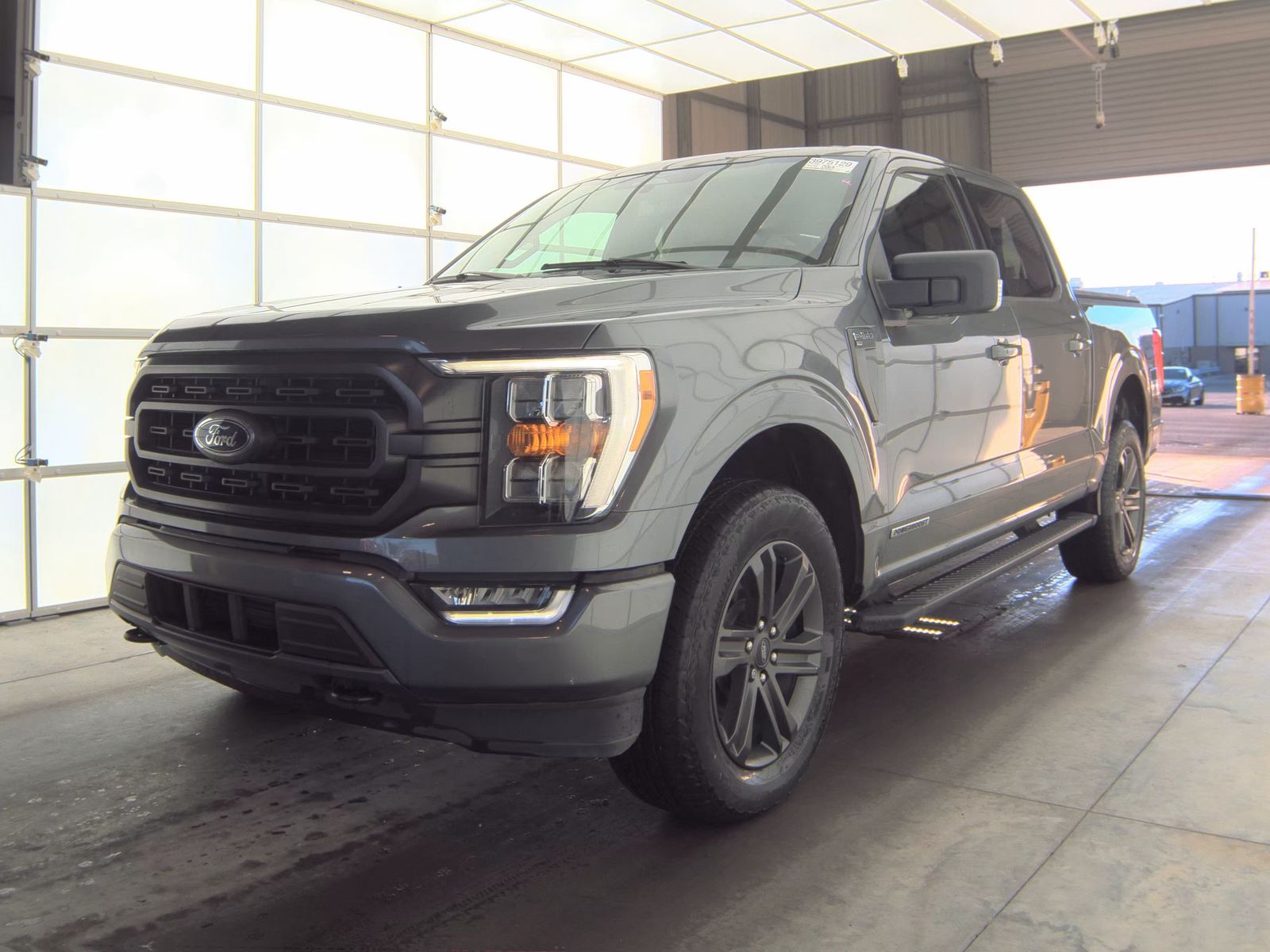 2023 Ford F-150 Hybrid XLT AWD