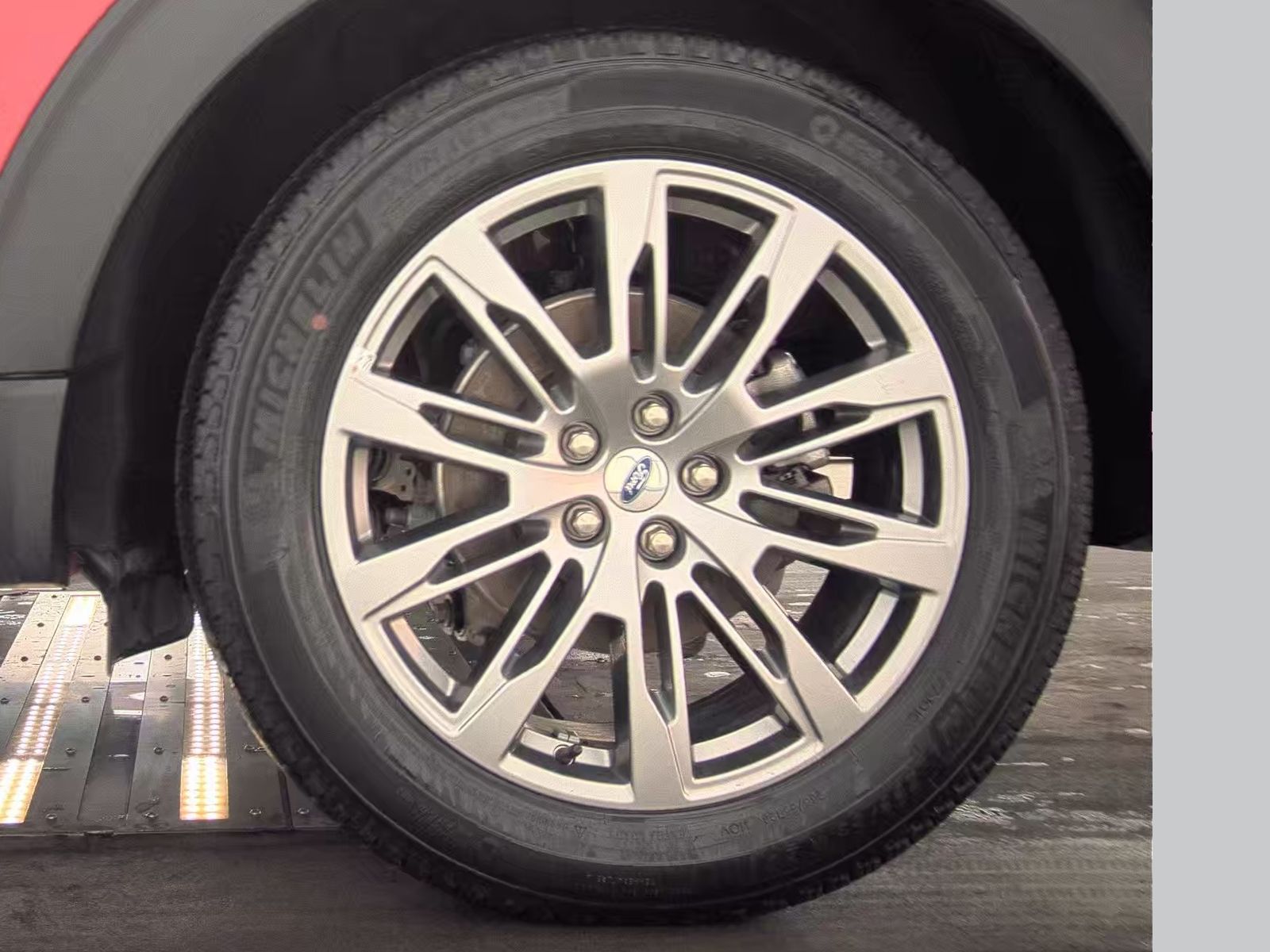 2025 Ford Explorer Platinum FWD