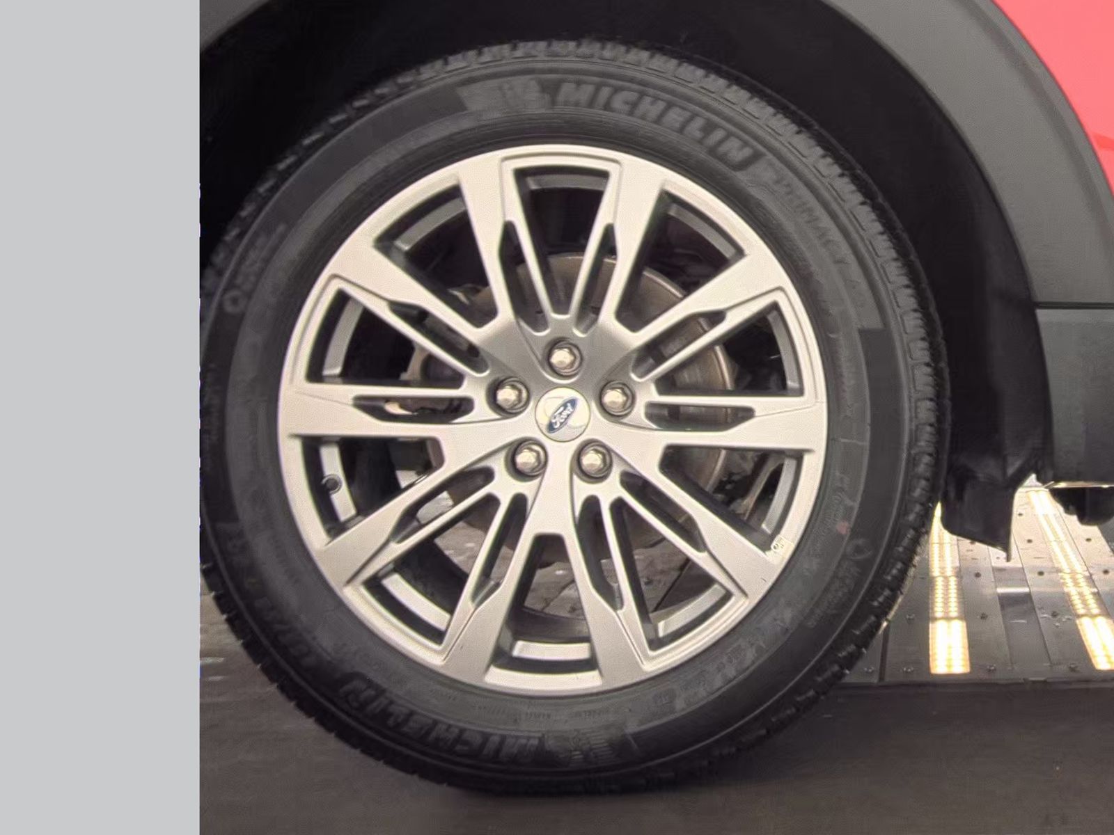 2025 Ford Explorer Platinum FWD