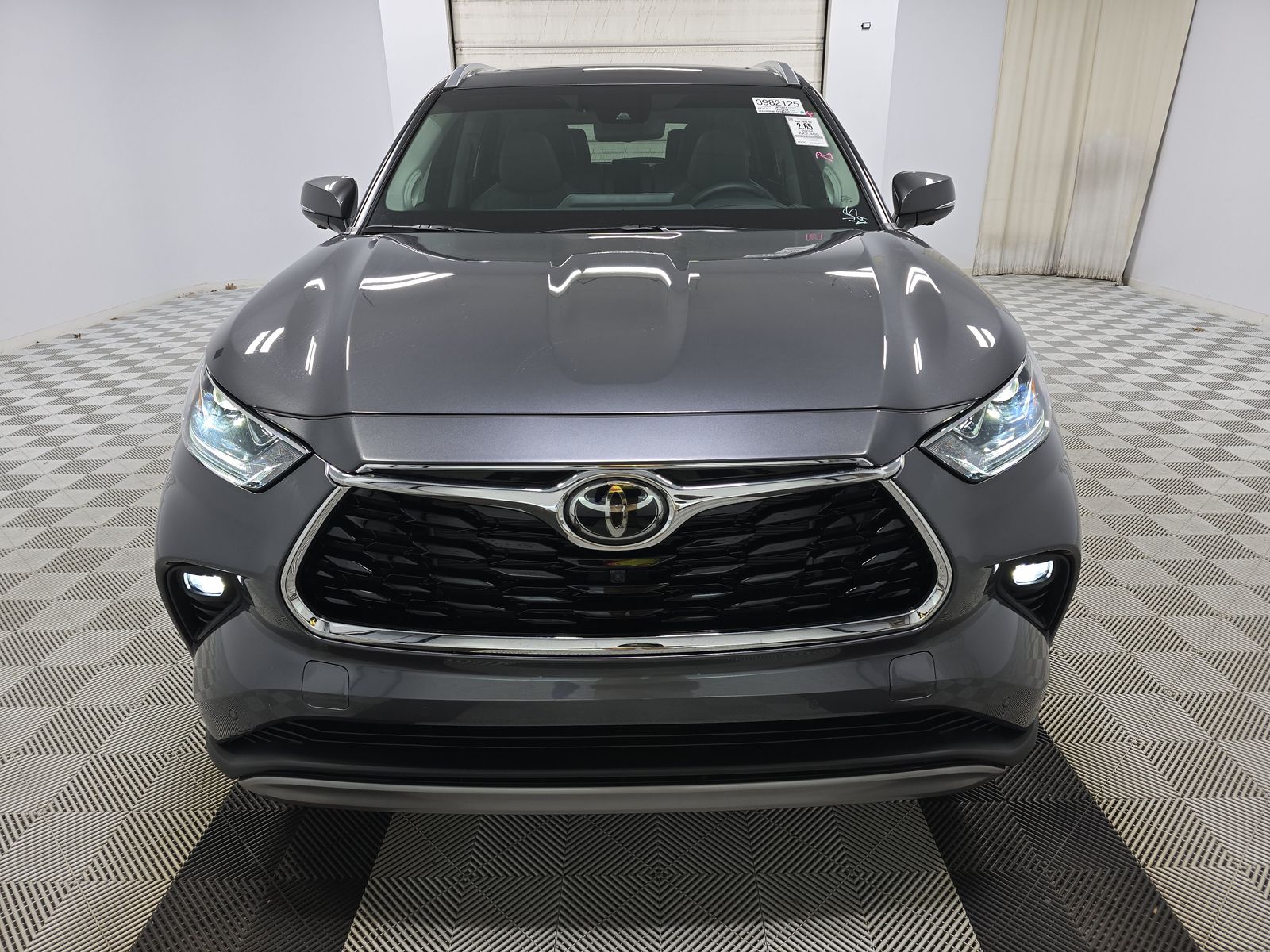 2024 Toyota Highlander Platinum FWD