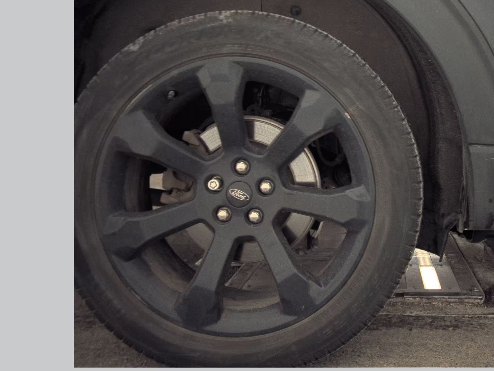 2023 Ford Explorer ST-Line AWD