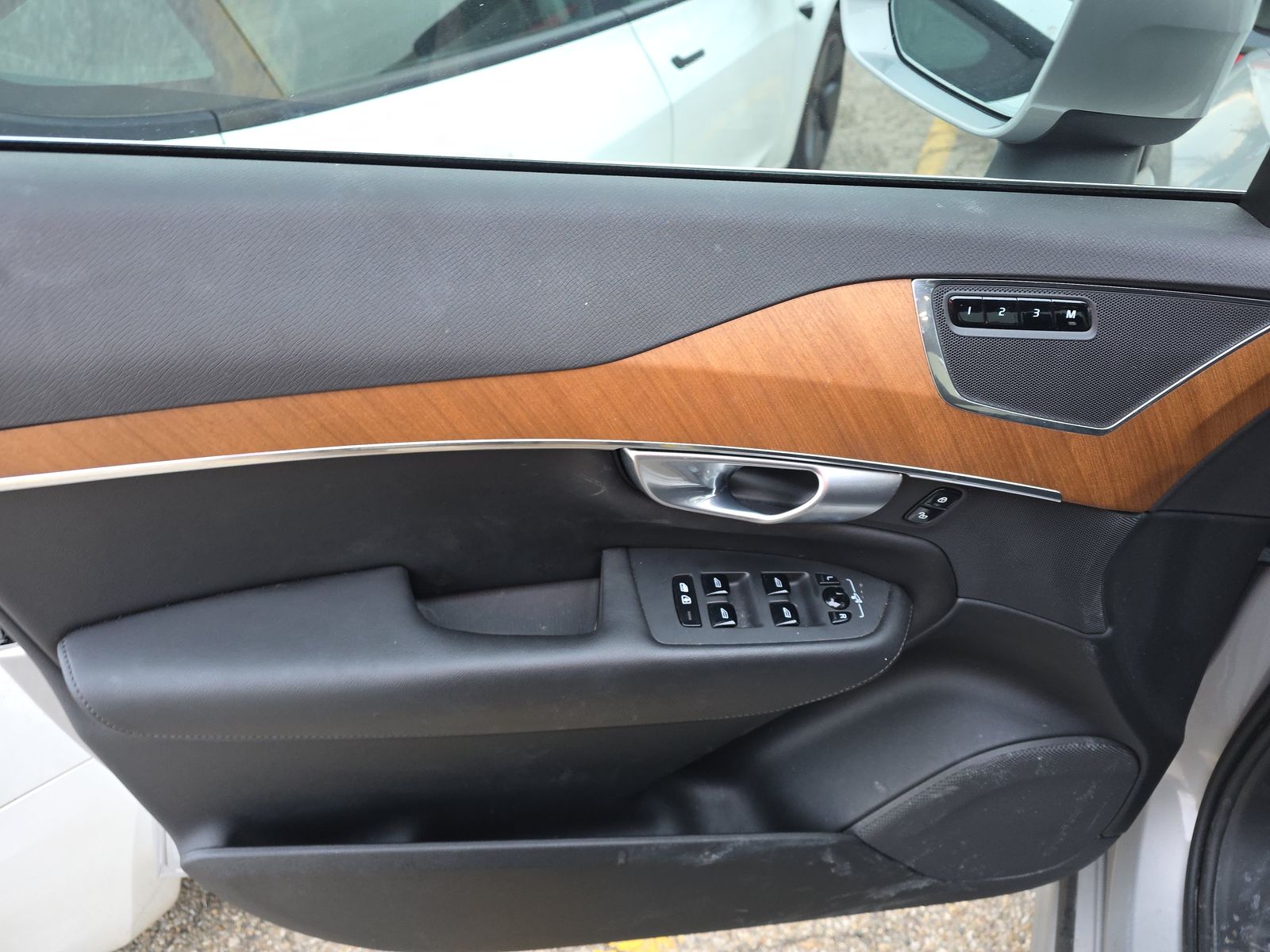 2024 Volvo XC90 B6 Plus AWD