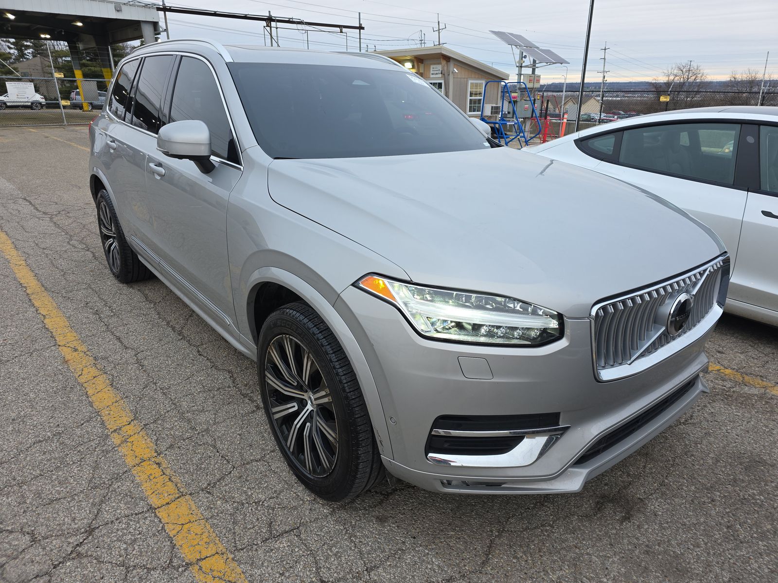2024 Volvo XC90 B6 Plus AWD