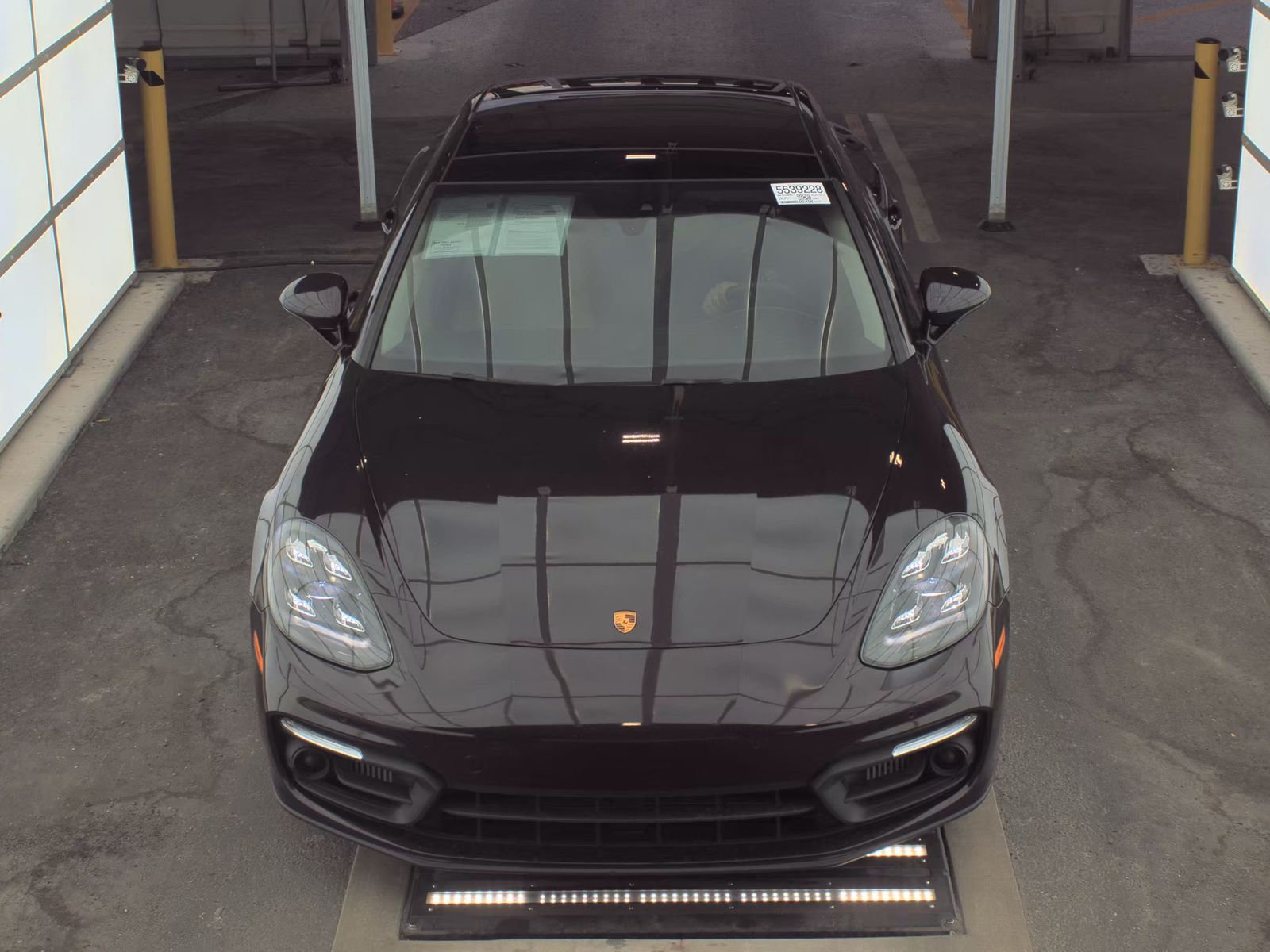 2023 Porsche Panamera 4 Platinum Edition AWD