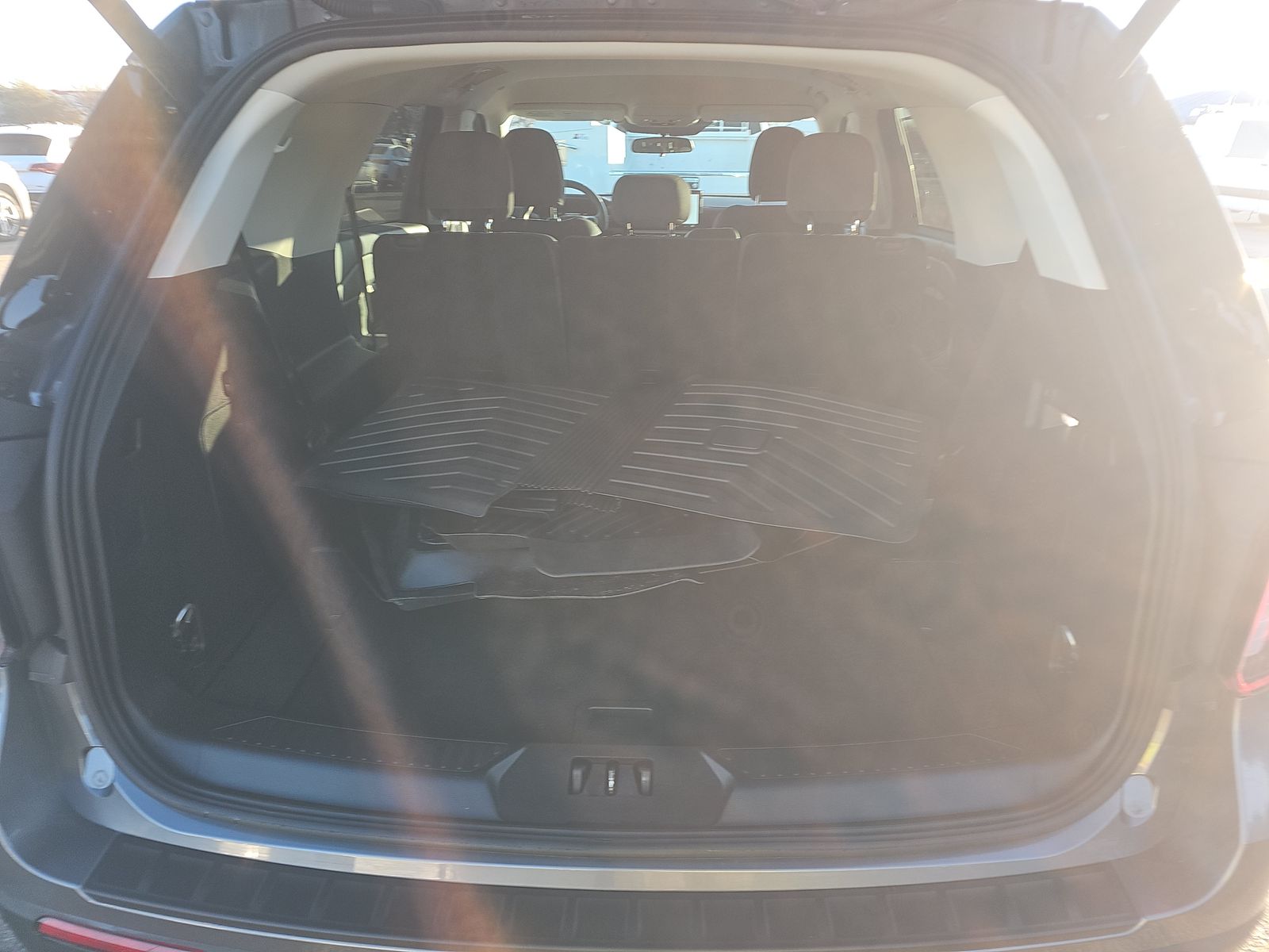 2025 Ford Explorer Active RWD