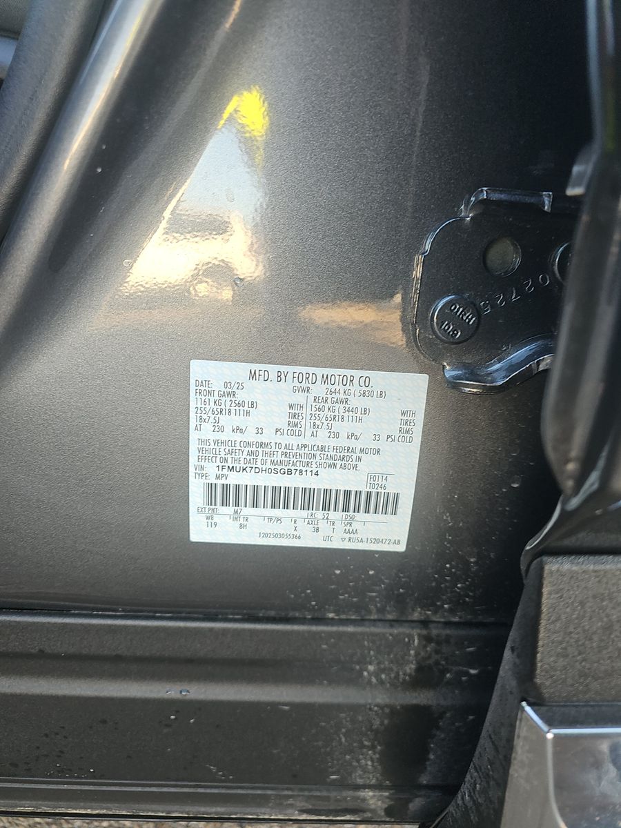 2025 Ford Explorer Active RWD